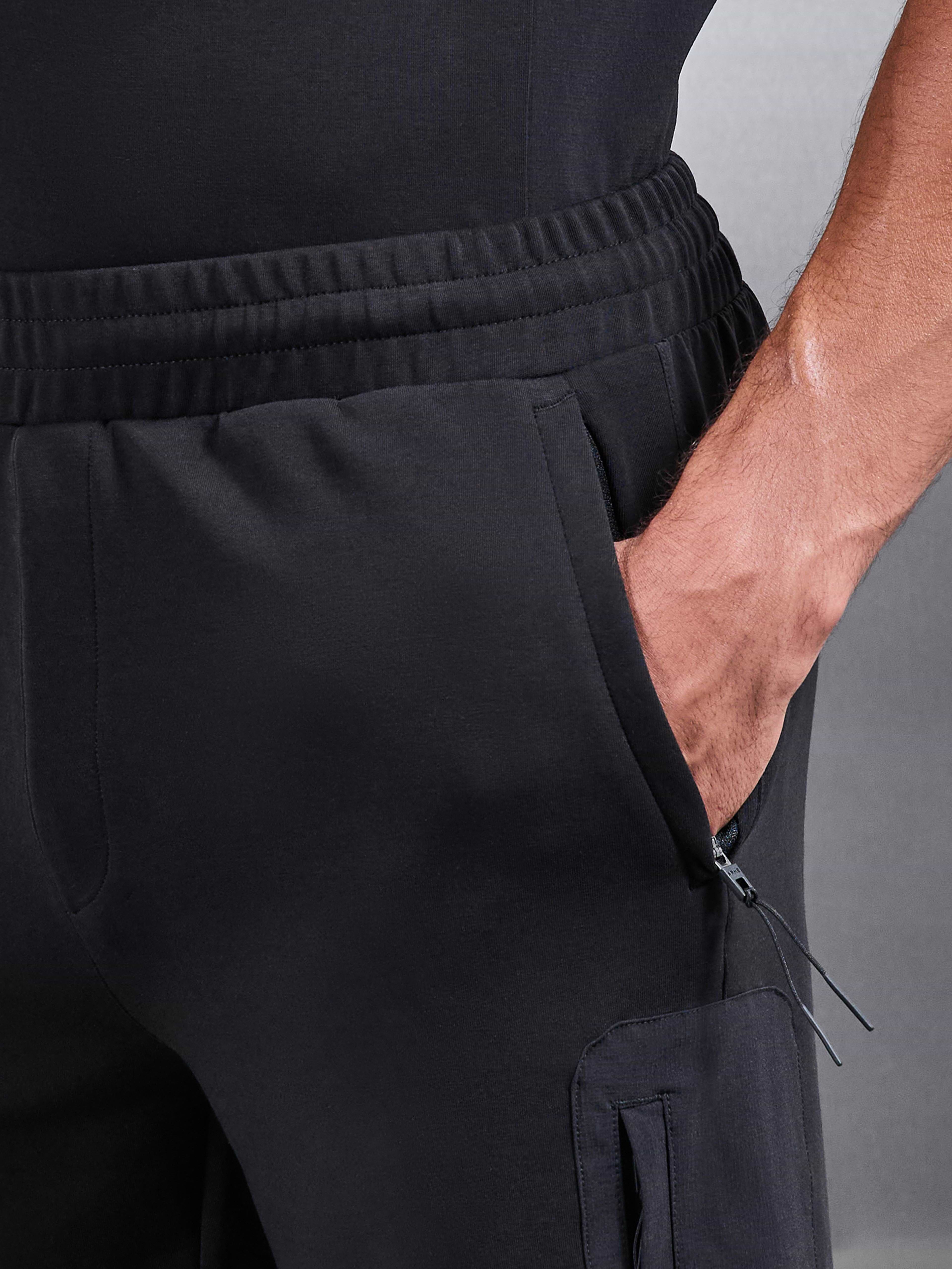 AirTech Hybrid Cargo Short in Black