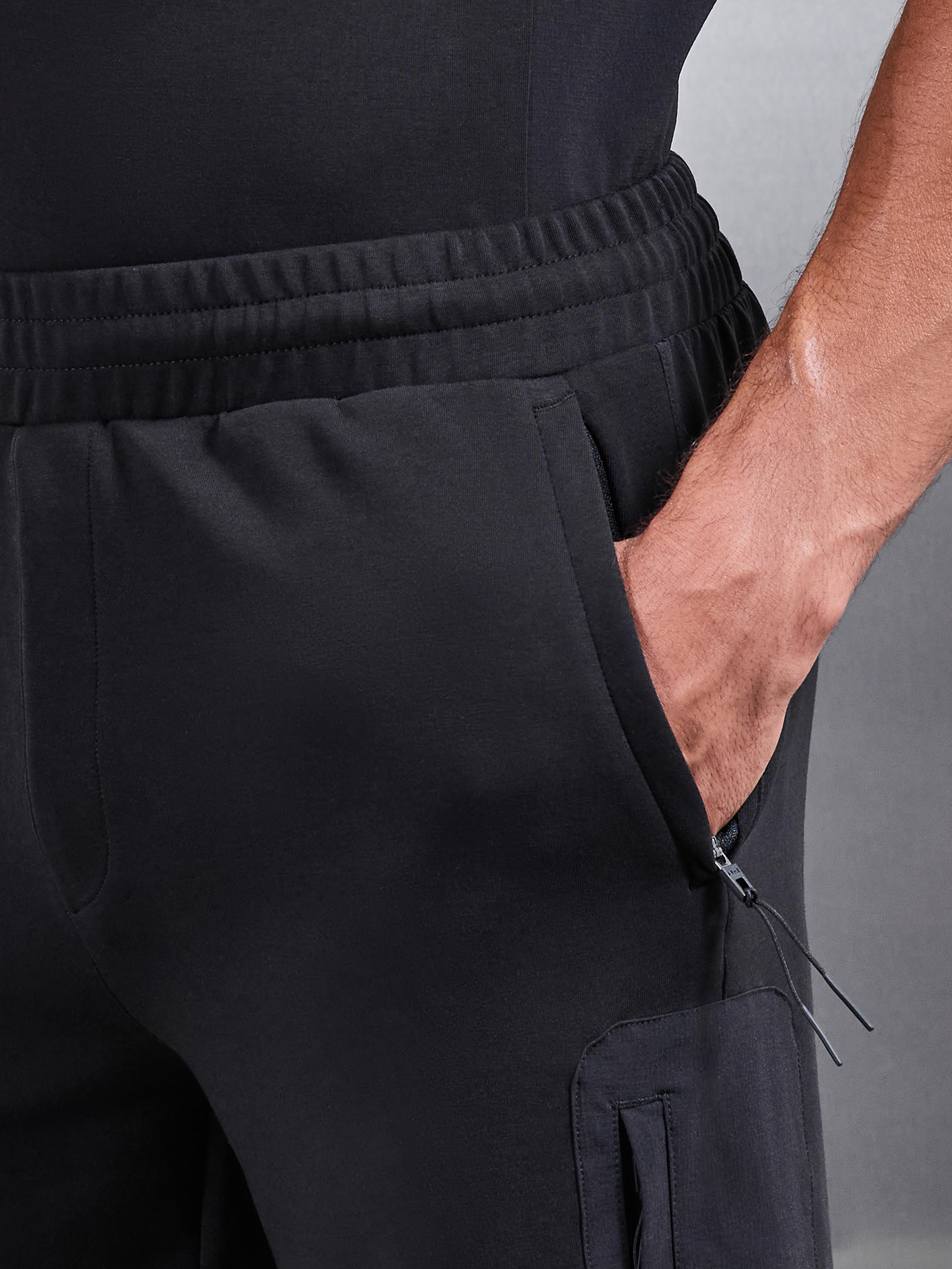 Mens AirTech Hybrid Cargo Short in Black
