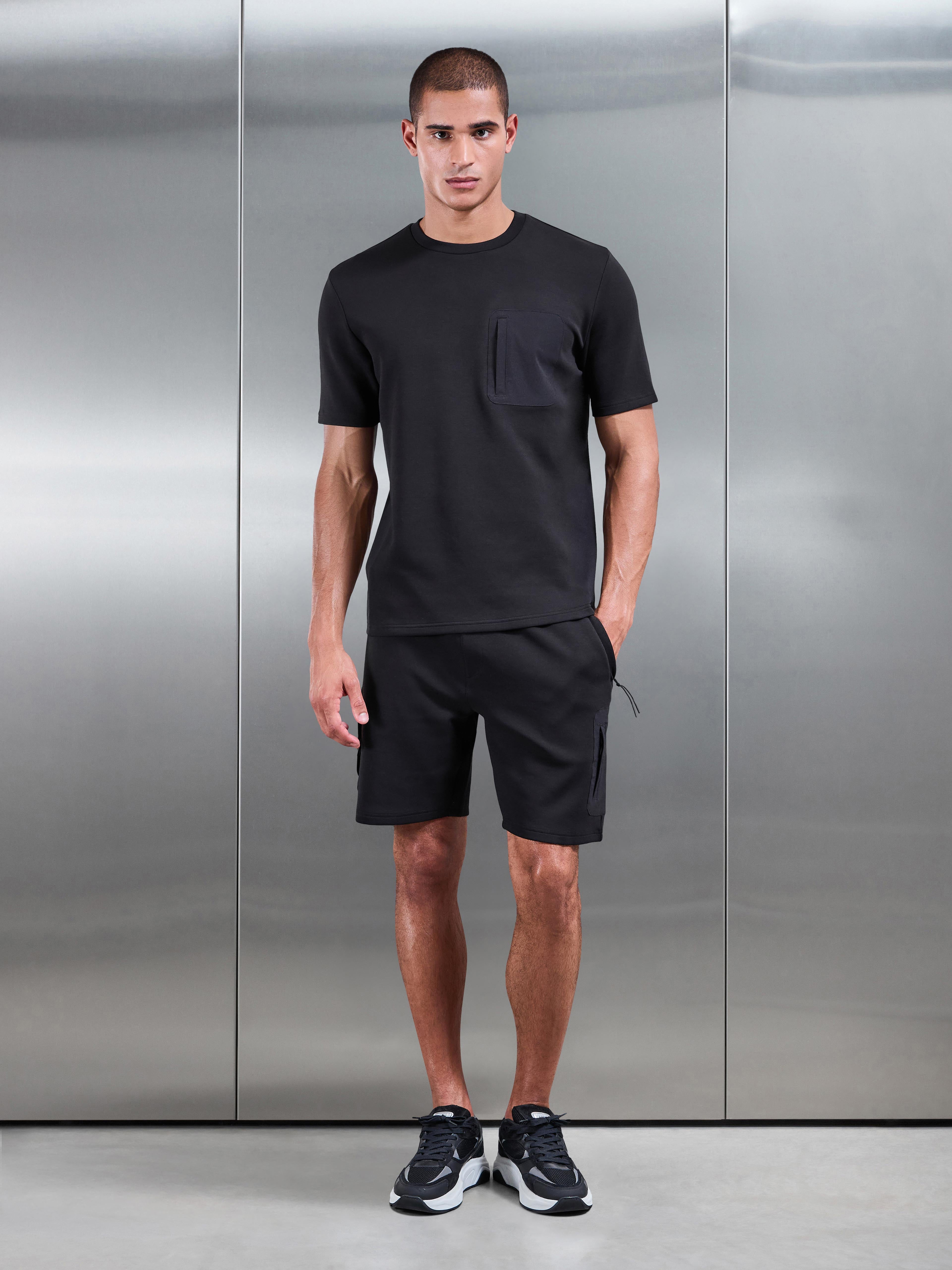 Mens AirTech Hybrid Pocket T-Shirt in Black