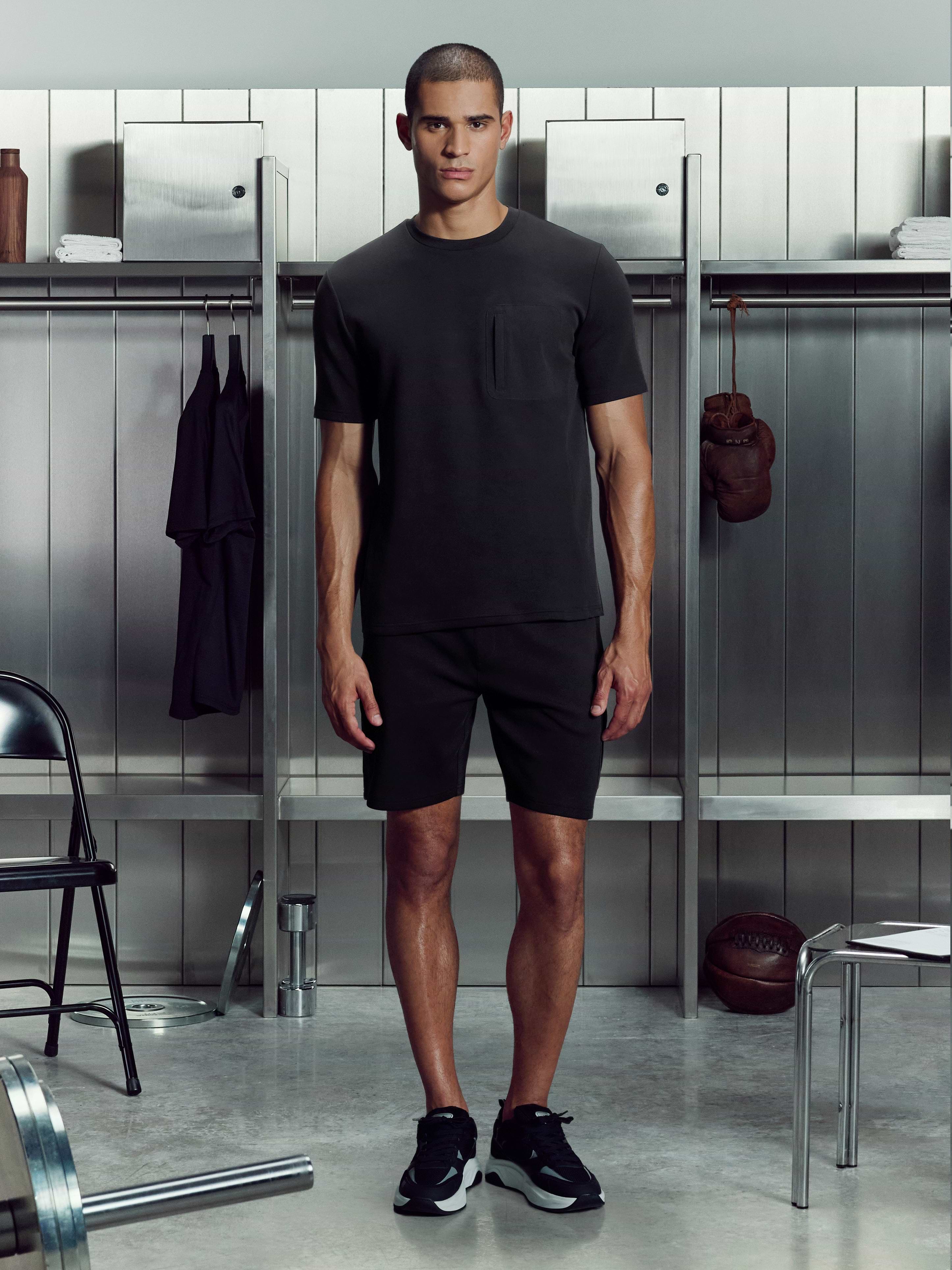 AirTech Hybrid Pocket T-Shirt in Black