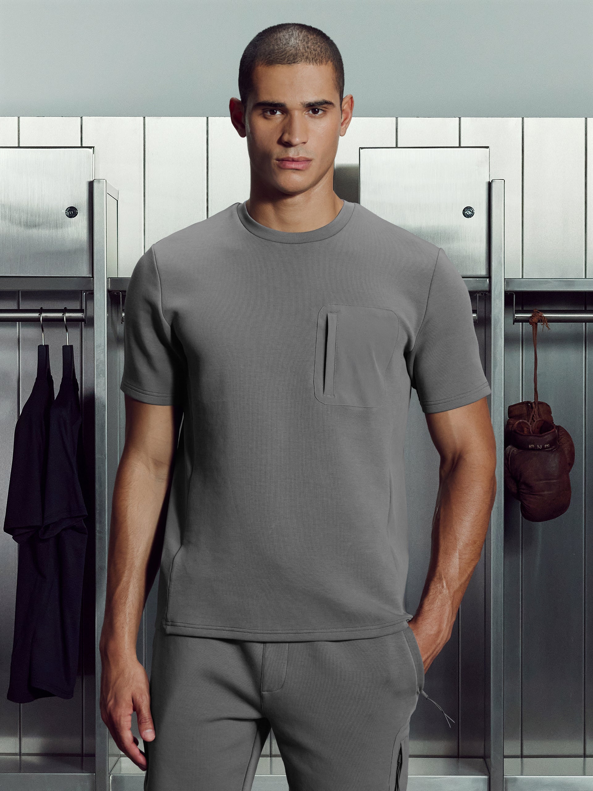 Mens AirTech Hybrid Pocket T-Shirt in Grey