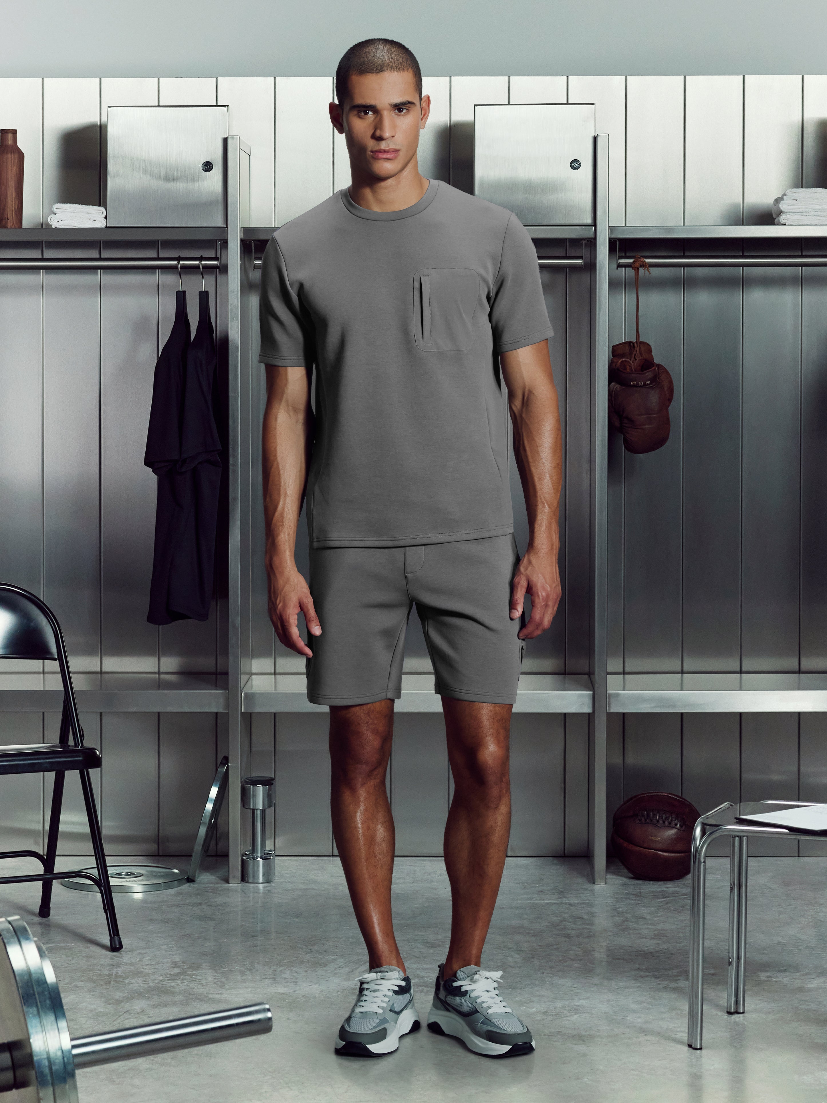 Mens AirTech Hybrid Pocket T-Shirt in Grey