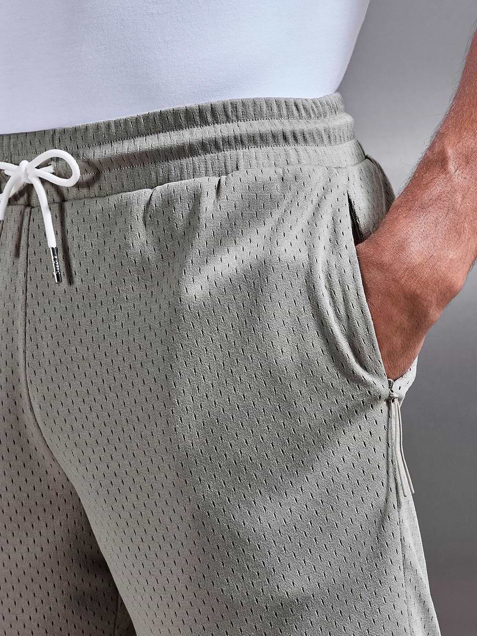 AirTech Mesh Short in Stone