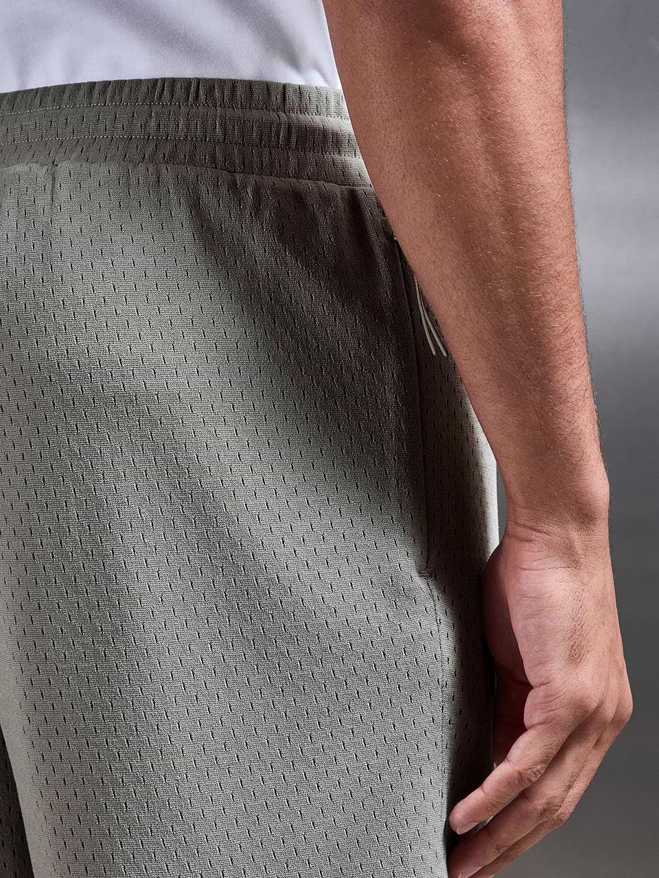 AirTech Mesh Short in Stone