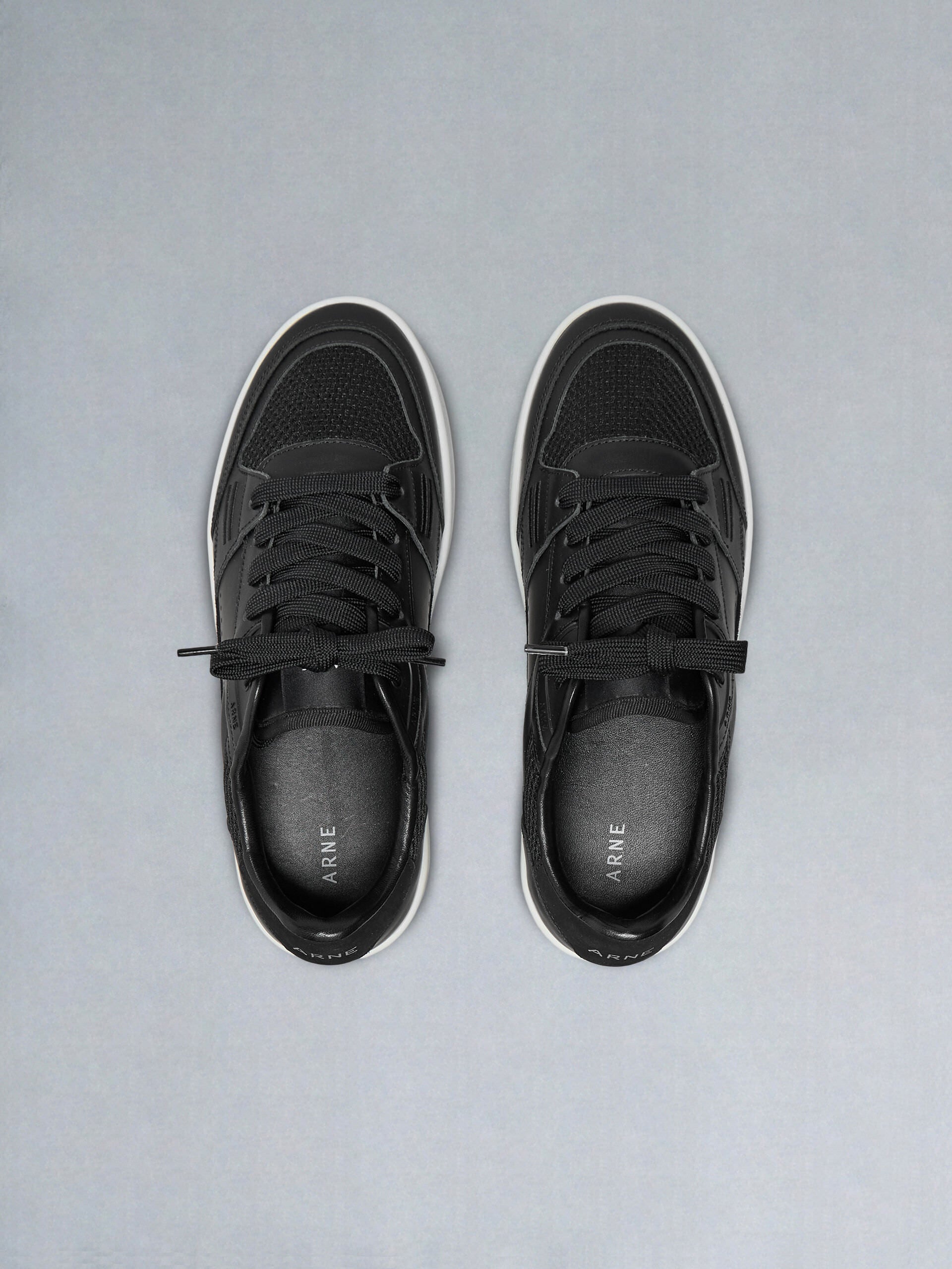 Mens Arena Trainer 2.0 in Black