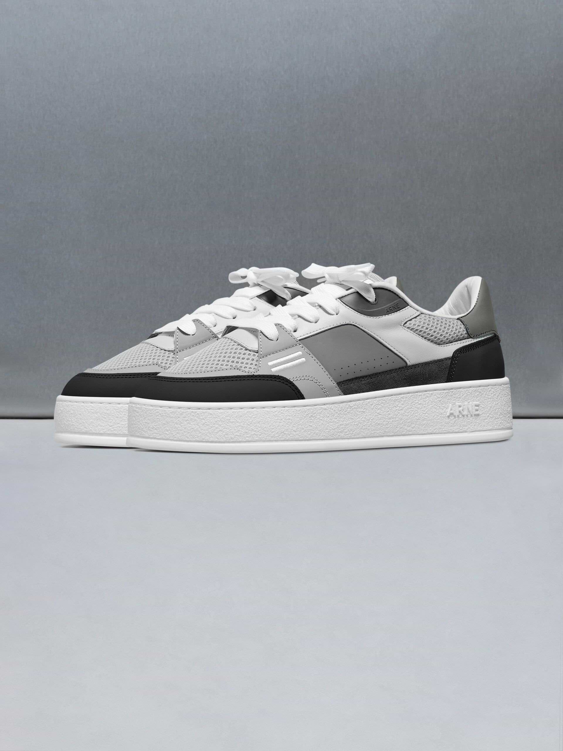 Arena Trainer 2.0 in Grey Black