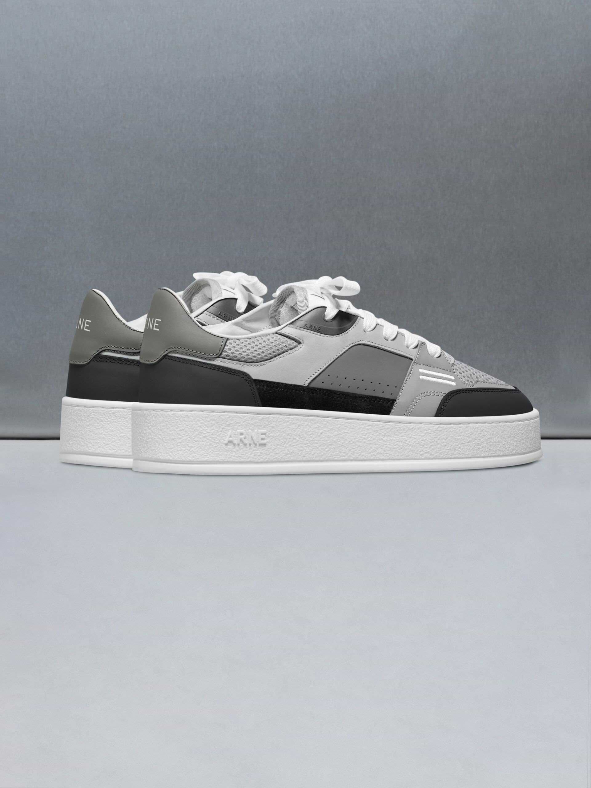 Arena Trainer 2.0 in Grey Black