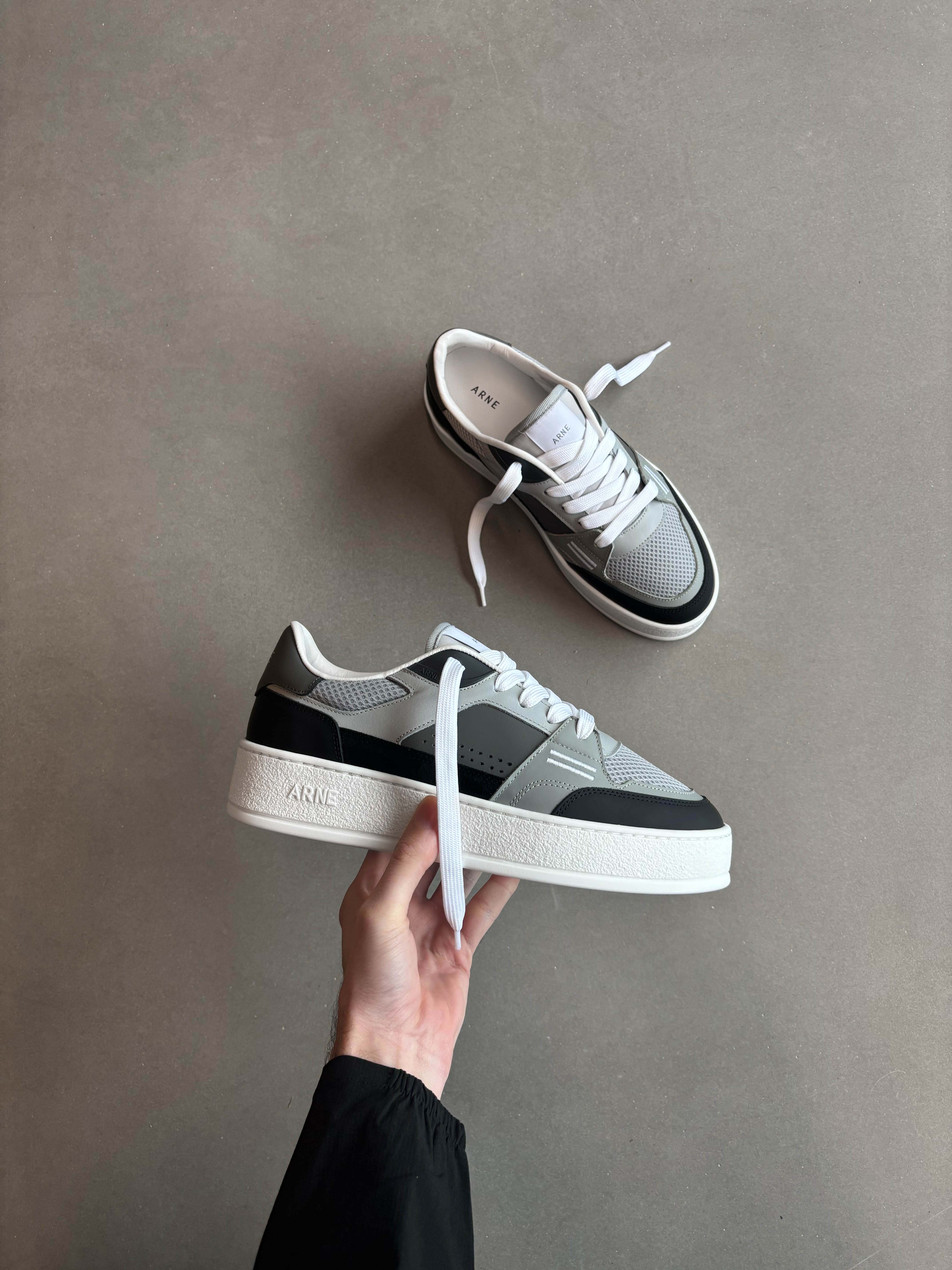 Mens Arena Trainer 2.0 in Grey Black