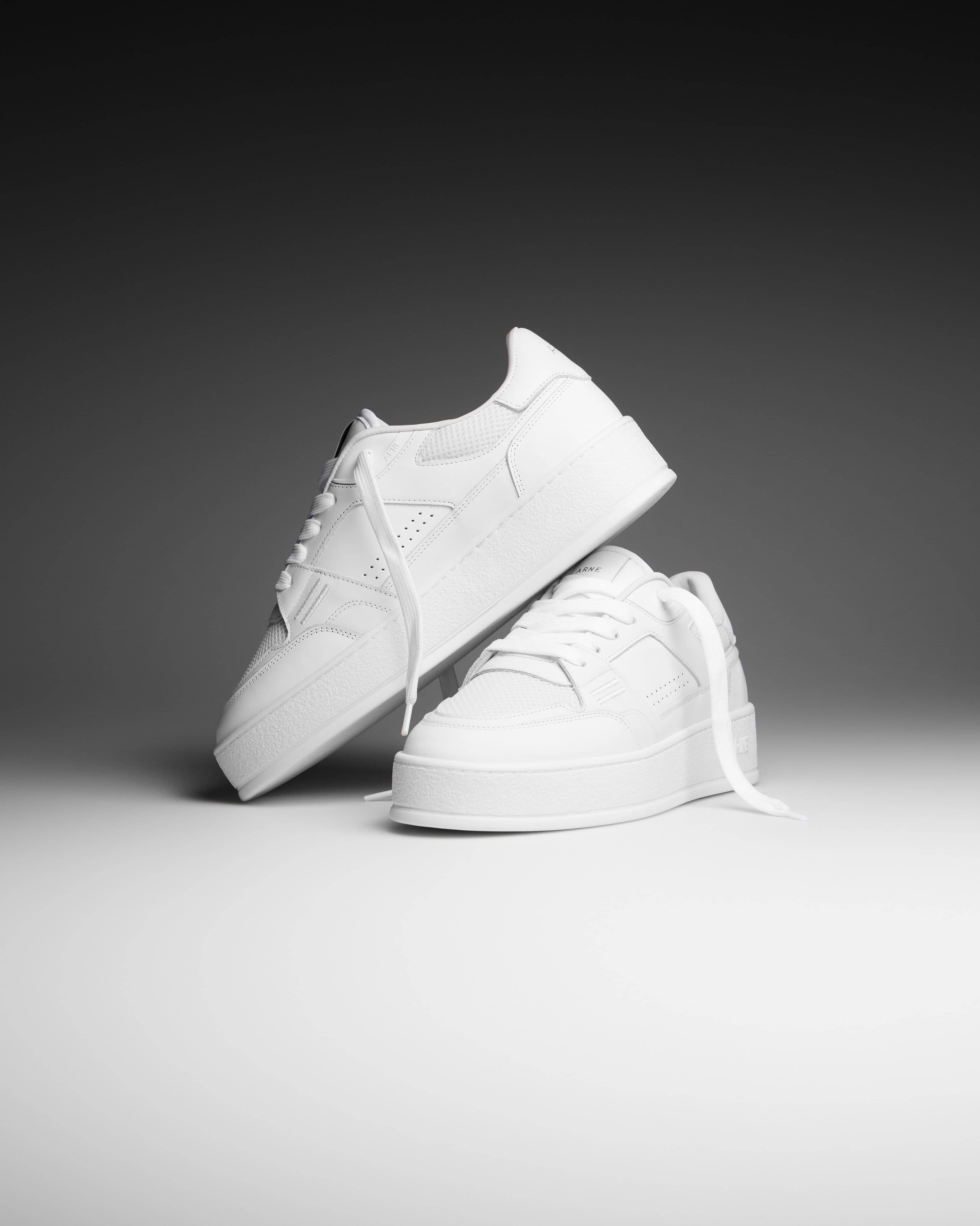 Mens Arena Trainer 2.0 in Triple White