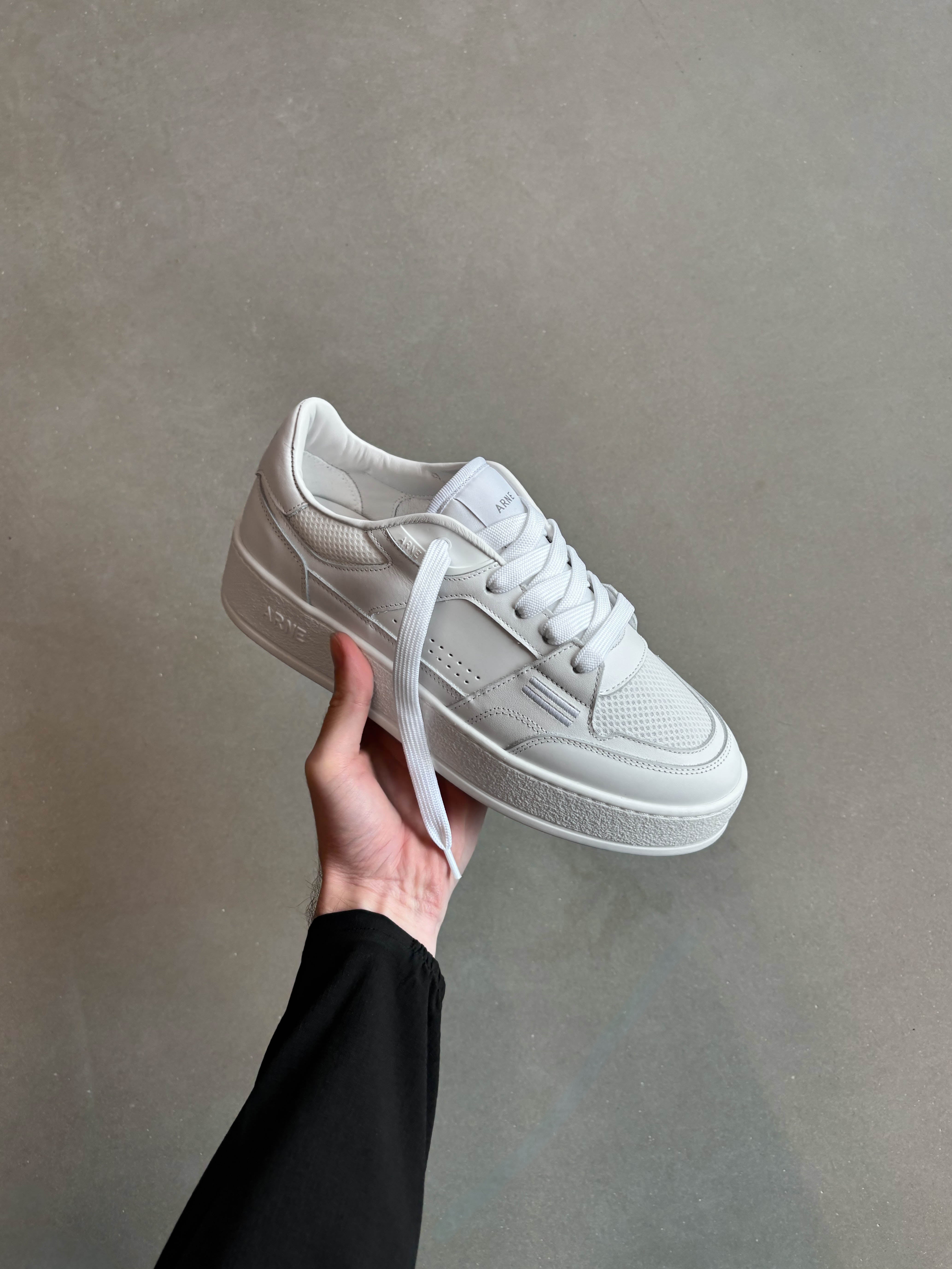 Mens Arena Trainer 2.0 in Triple White