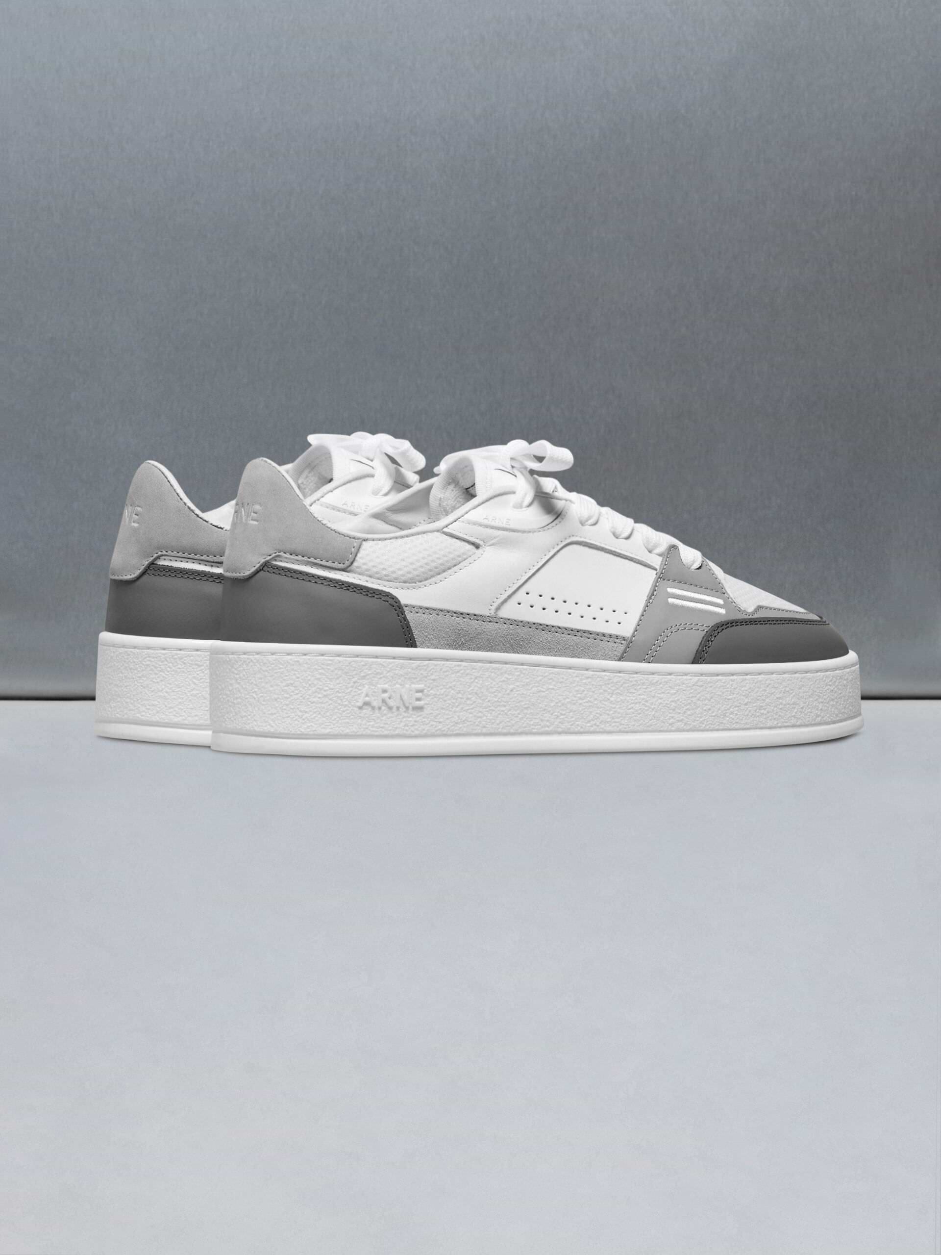Arena Trainer 2.0 in White Grey