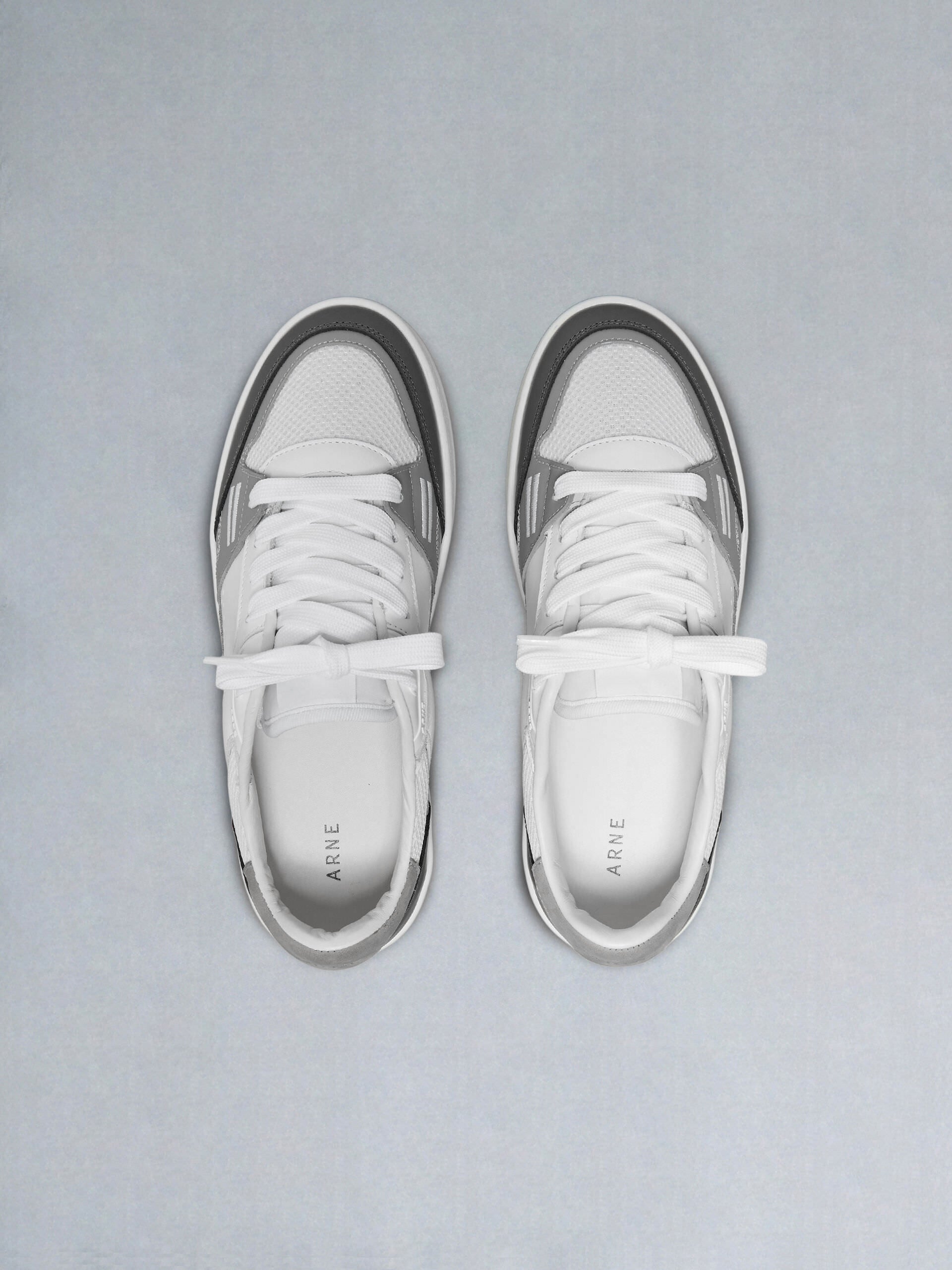 Mens Arena Trainer 2.0 in White Grey