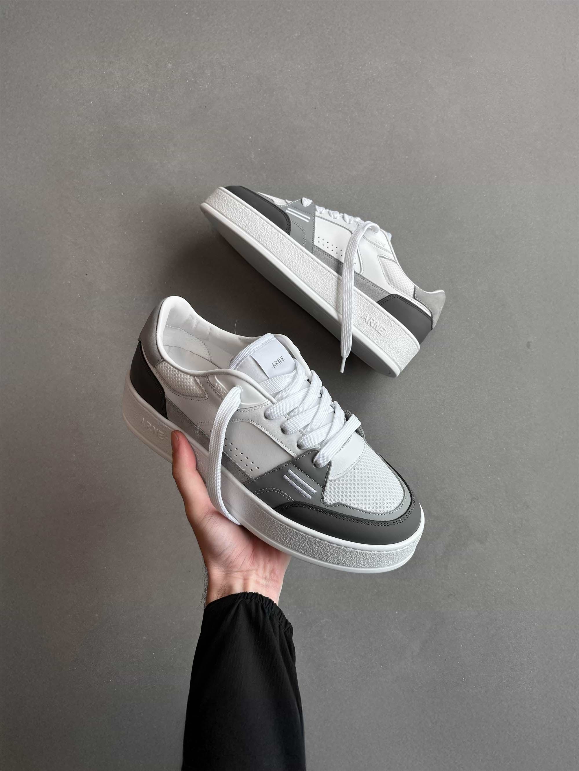 Arena Trainer 2.0 in White Grey