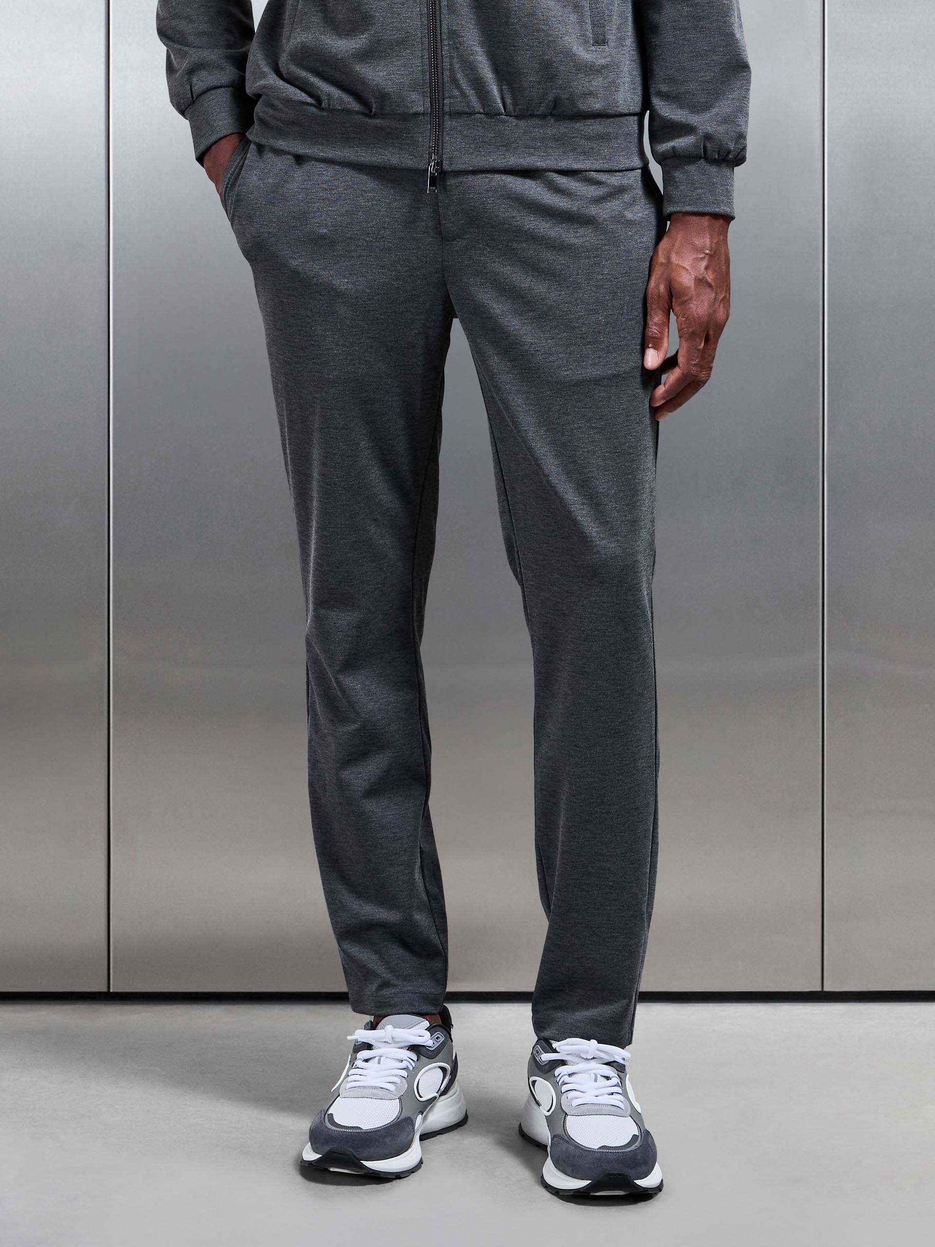Mens Athleisure Jogger in Dark Grey