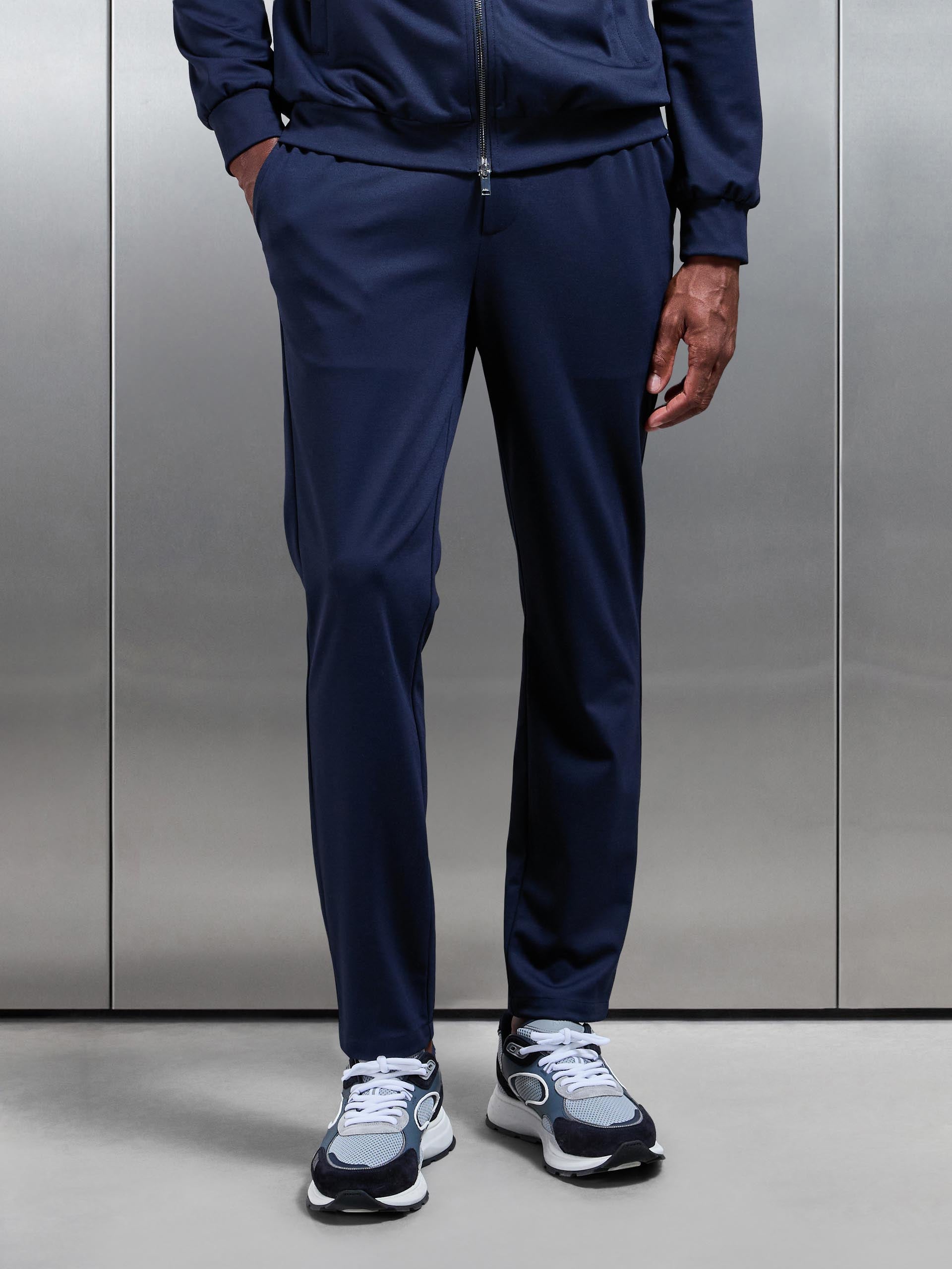 Mens Athleisure Jogger in Navy