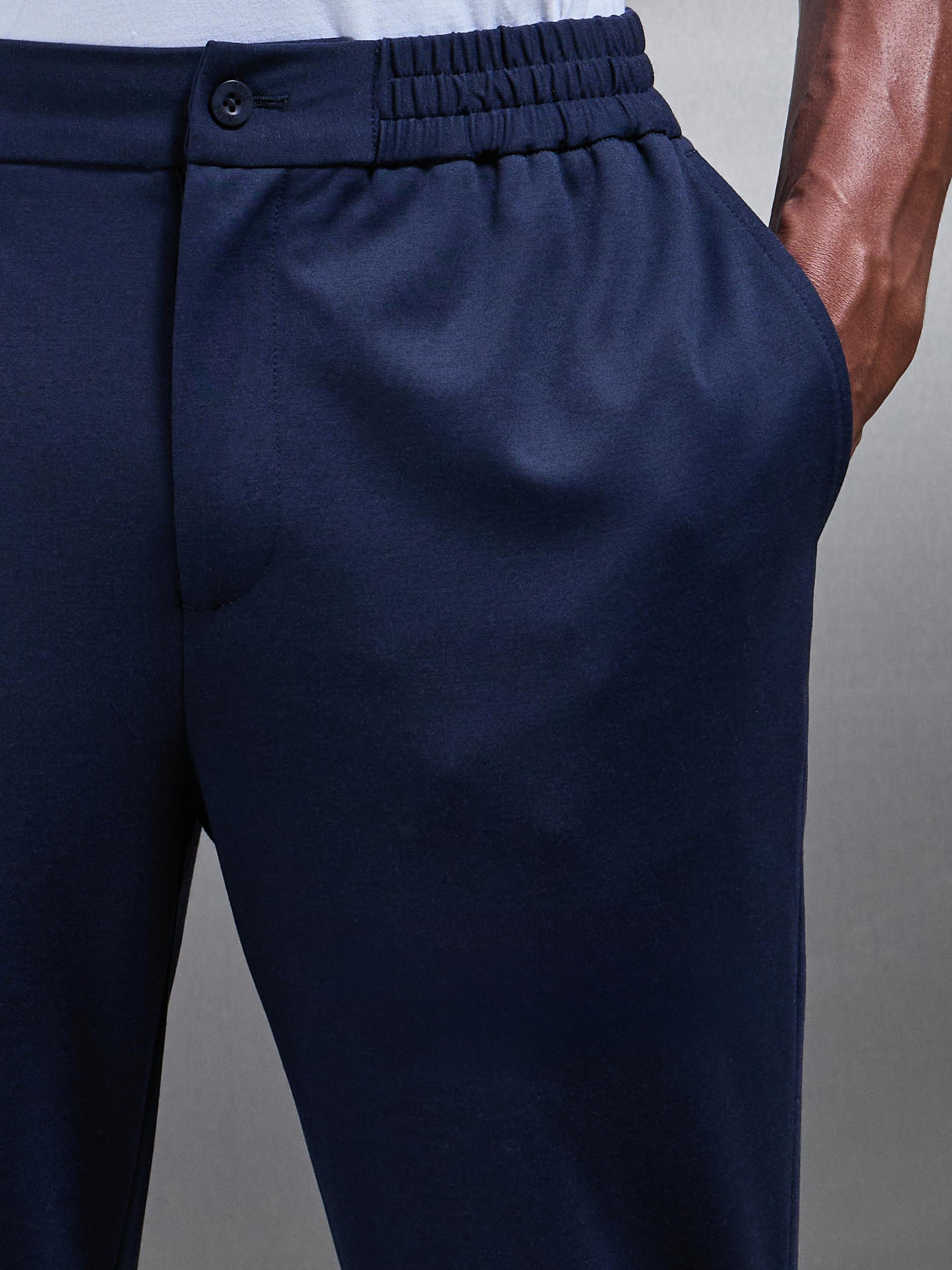 Mens Athleisure Jogger in Navy