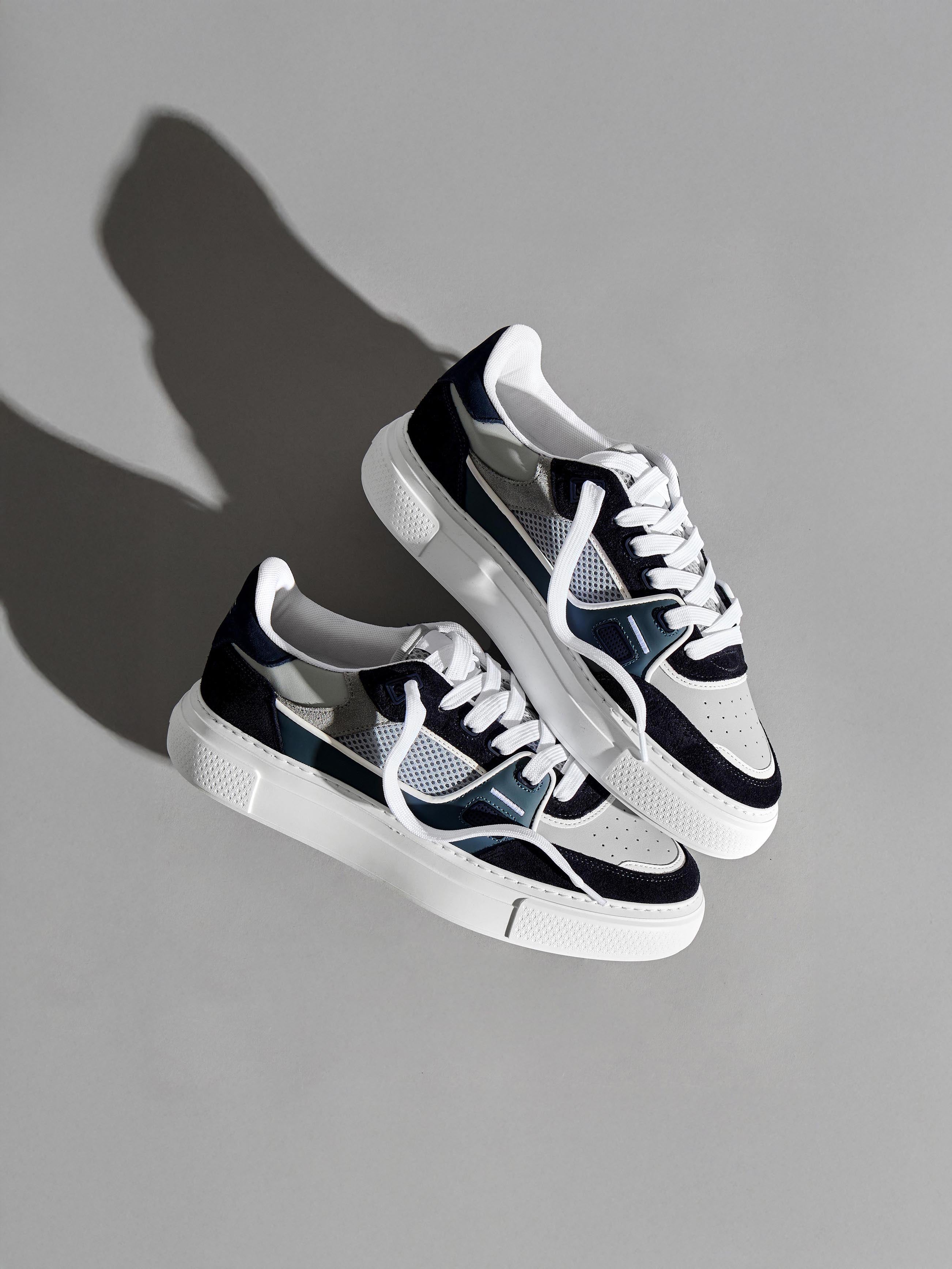 Mens Atlas Trainer in Air Force Blue