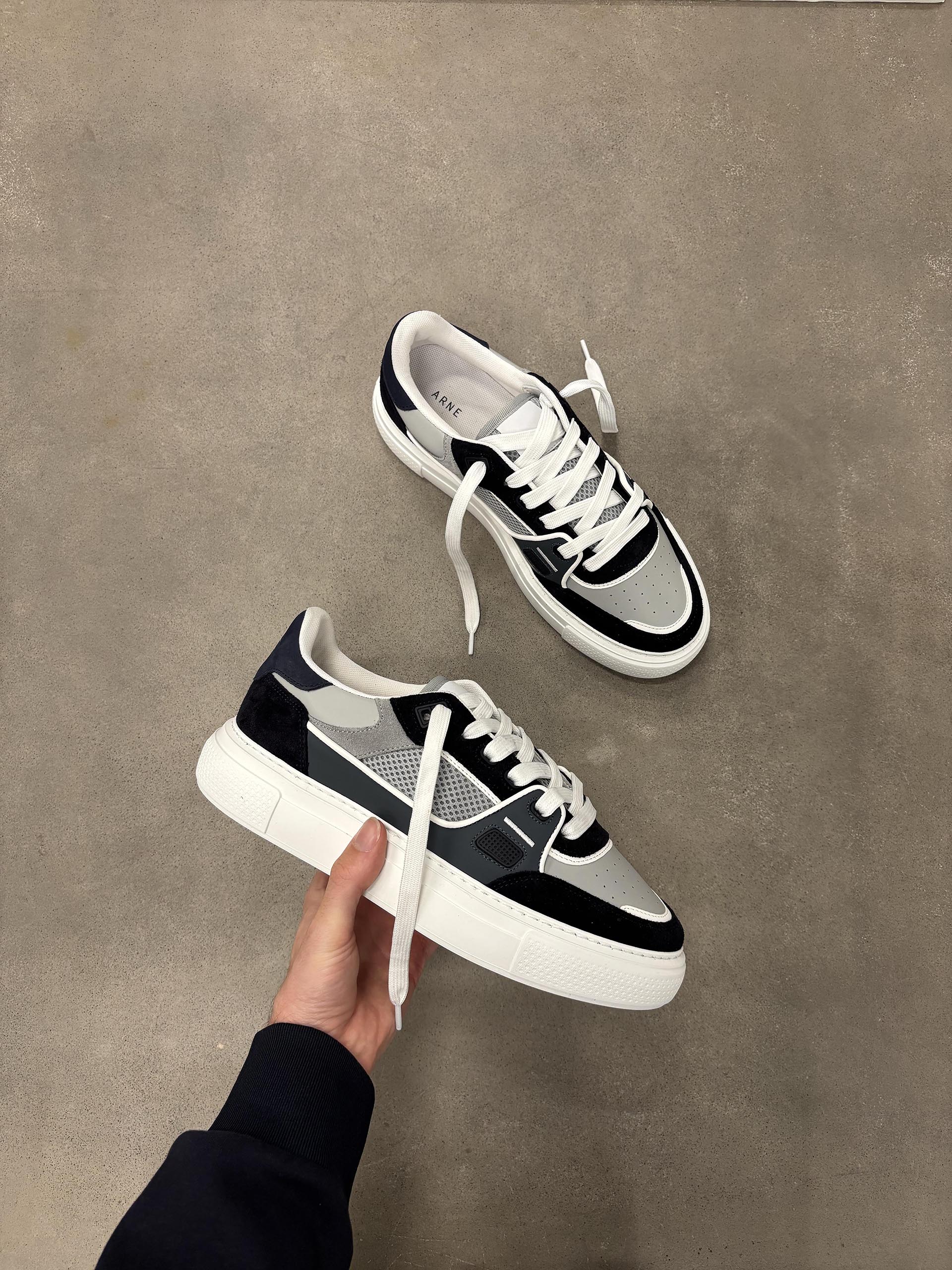 Mens Atlas Trainer in Air Force Blue