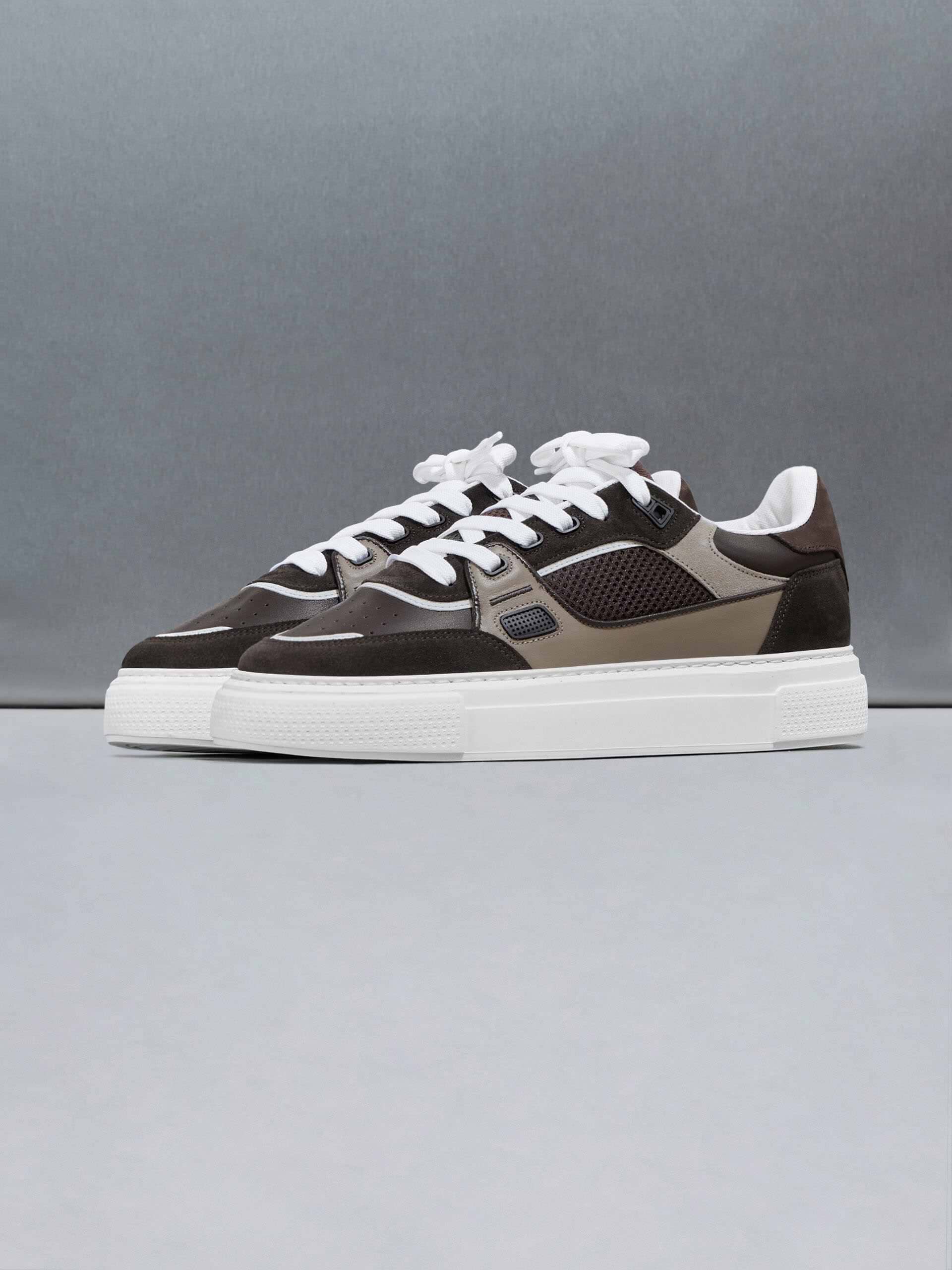 Atlas Trainer in Mocha