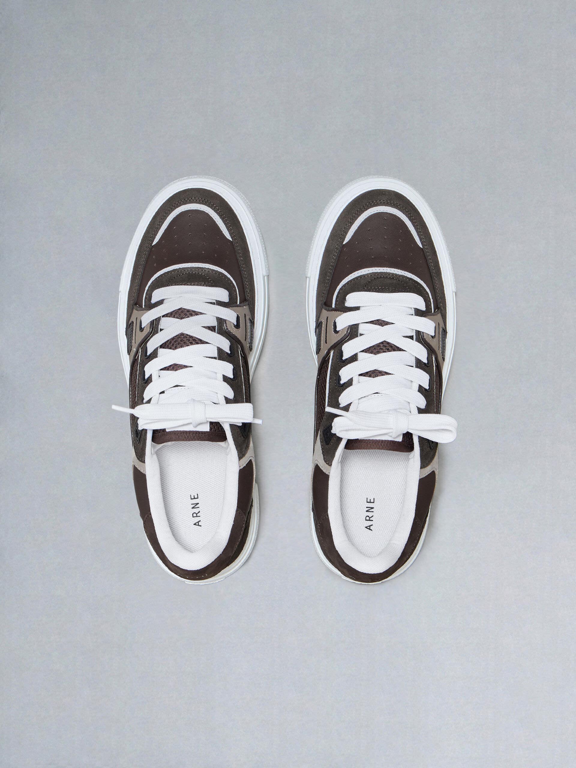 Mens Atlas Trainer in Mocha