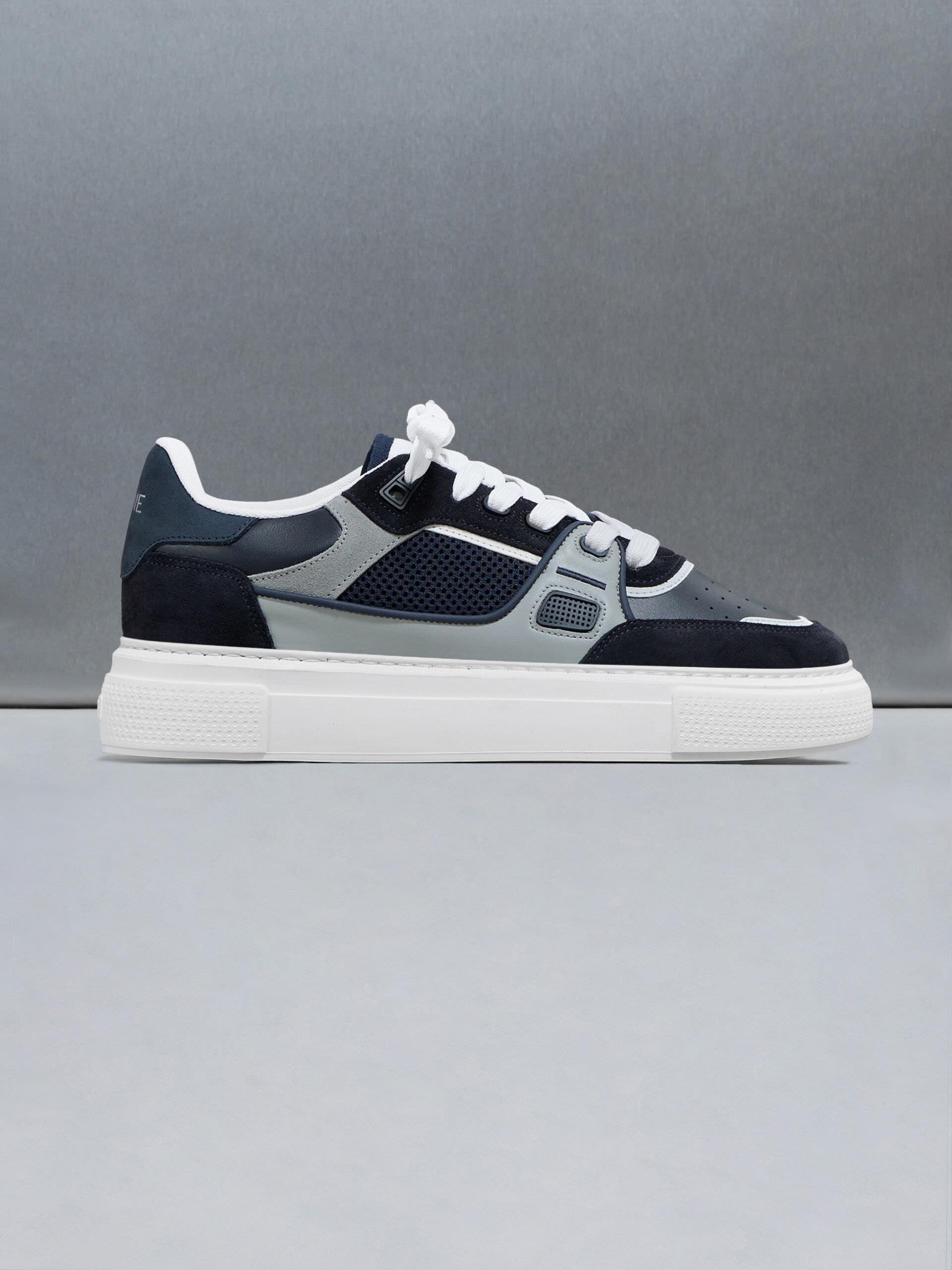 Mens Atlas Trainer in Navy Grey