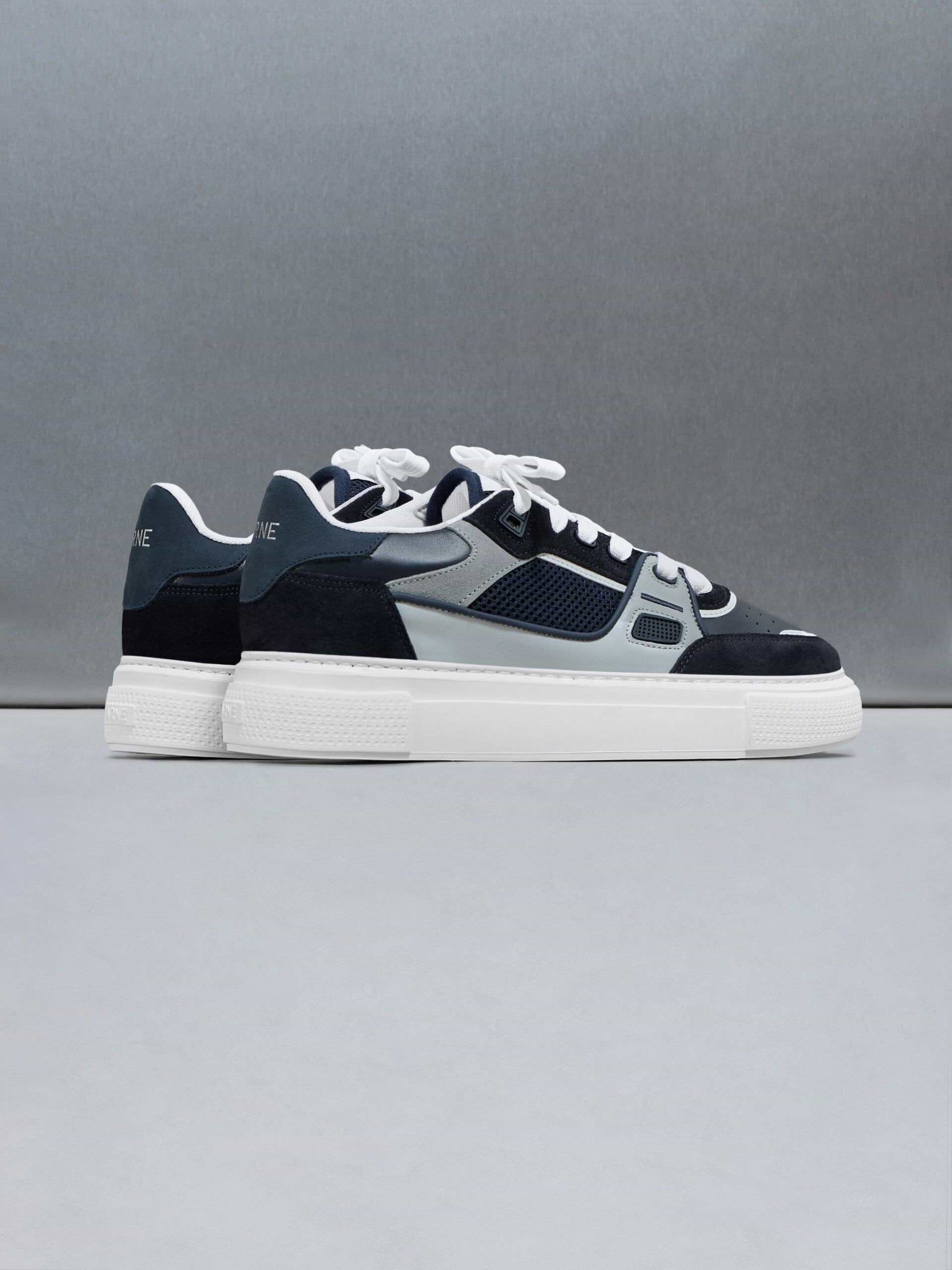 Atlas Trainer in Navy Grey