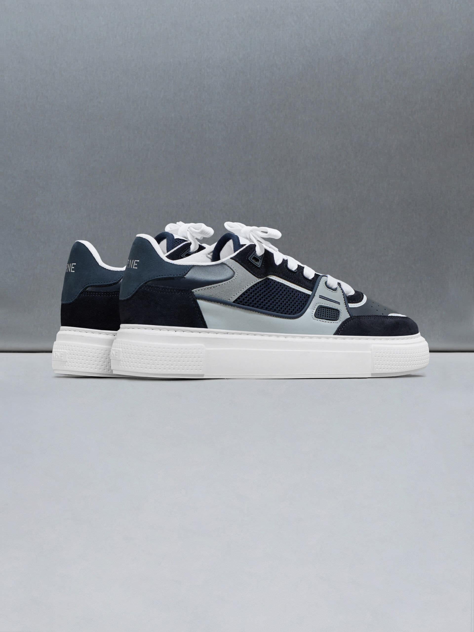 Mens Atlas Trainer in Navy Grey