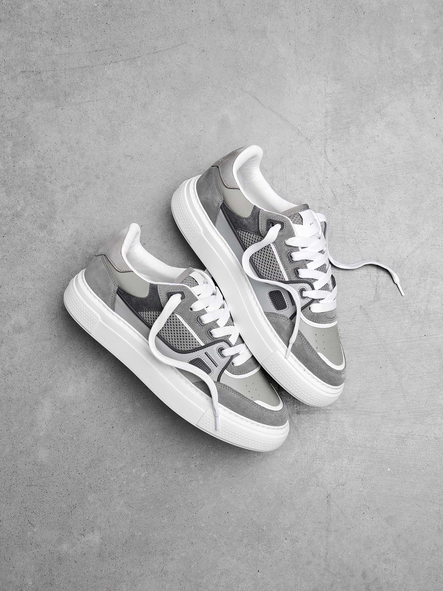 Mens Atlas Trainer in Stone