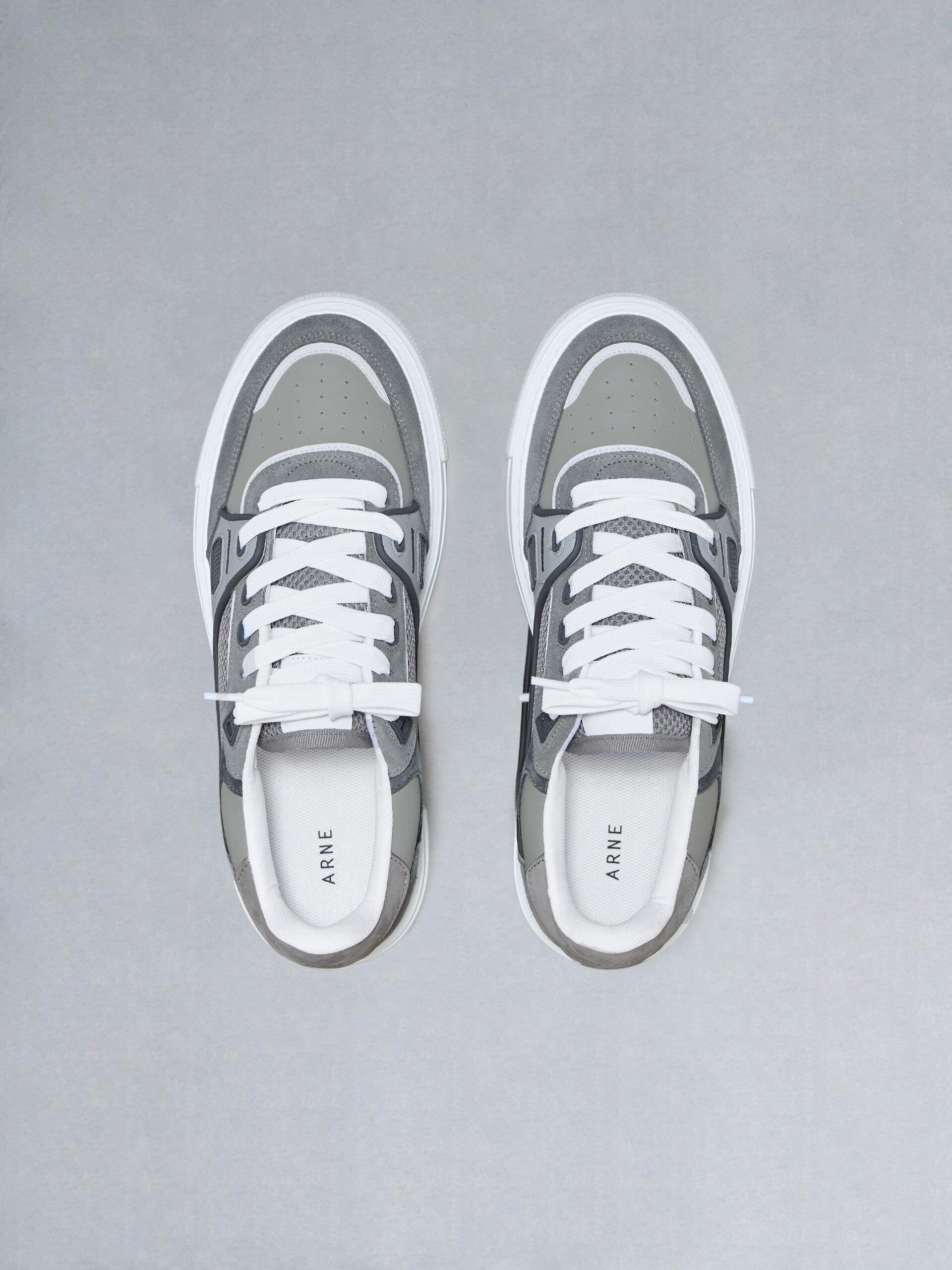 Mens Atlas Trainer in Stone