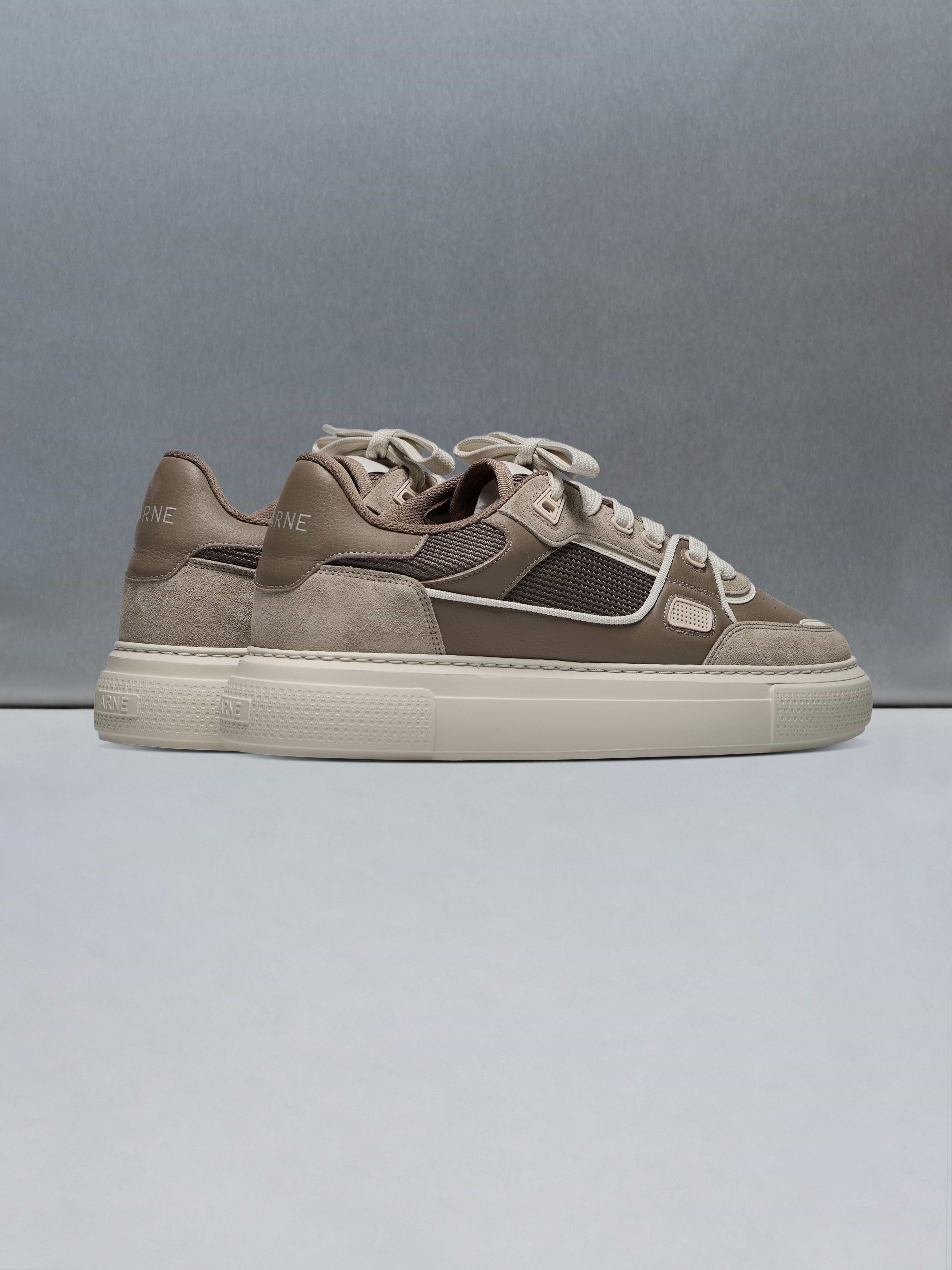 Atlas Trainer in Taupe
