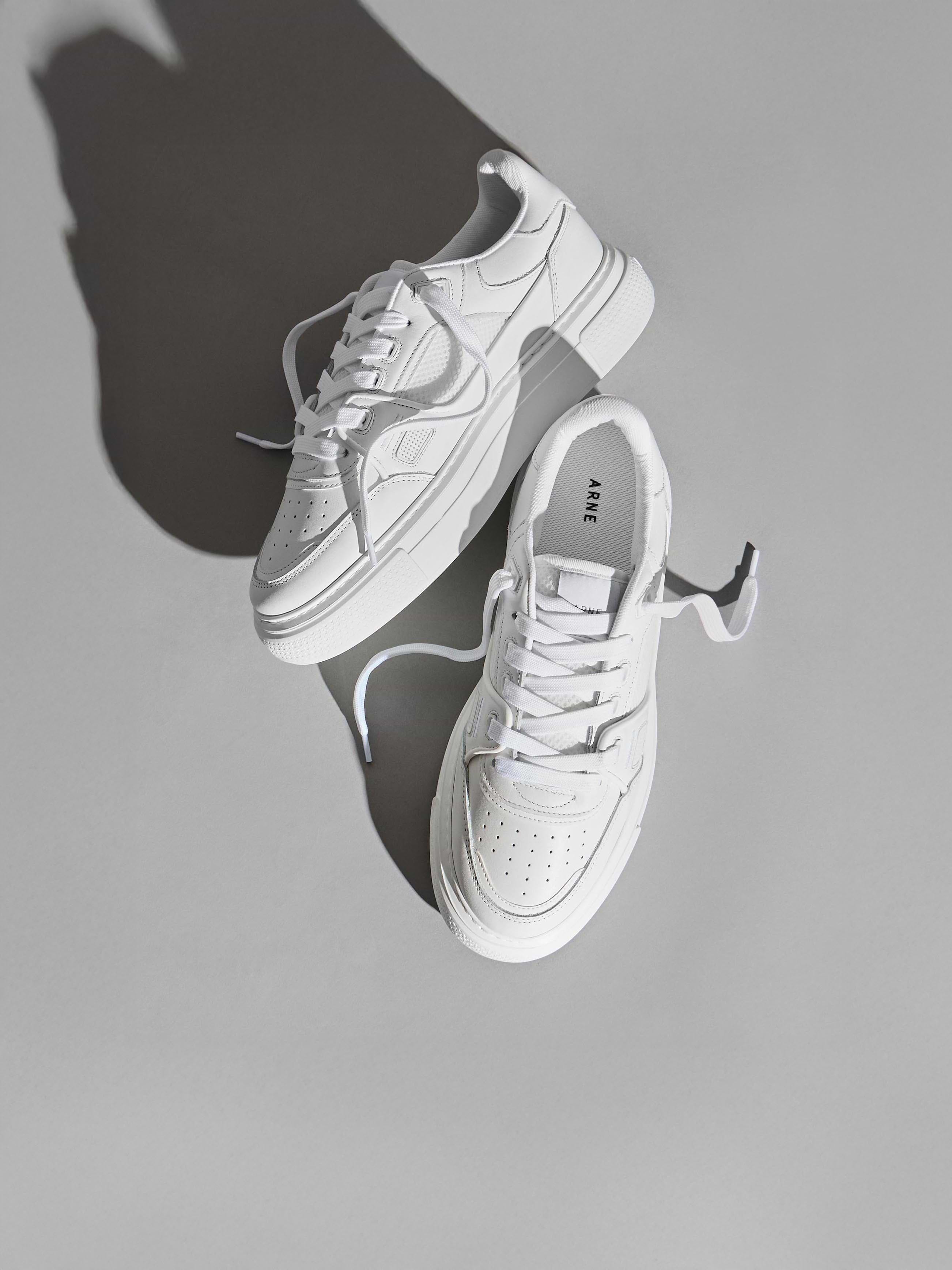 Mens Atlas Trainer in Triple White