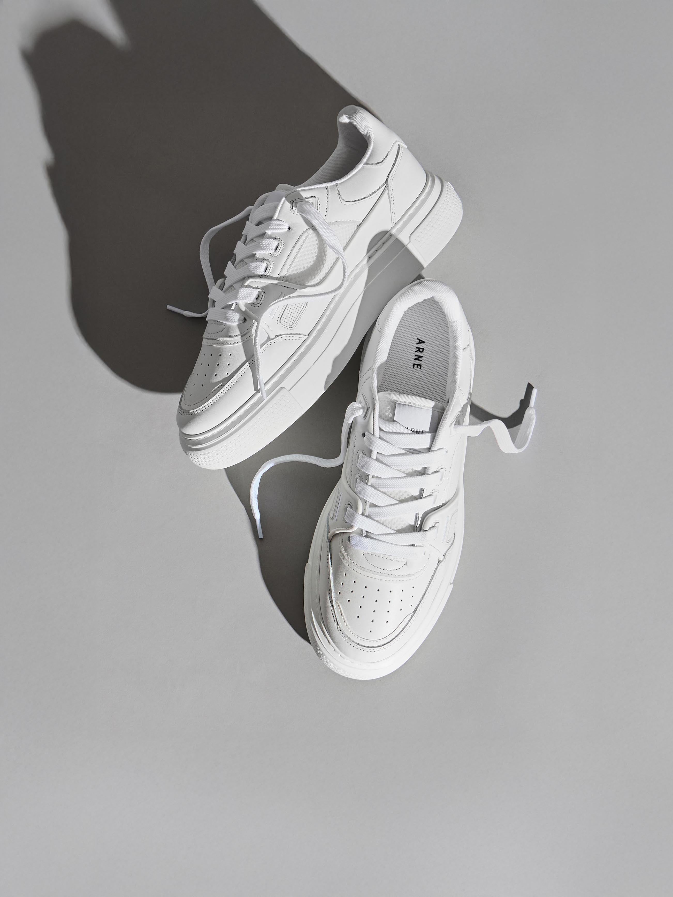 Mens Atlas Trainer in Triple White