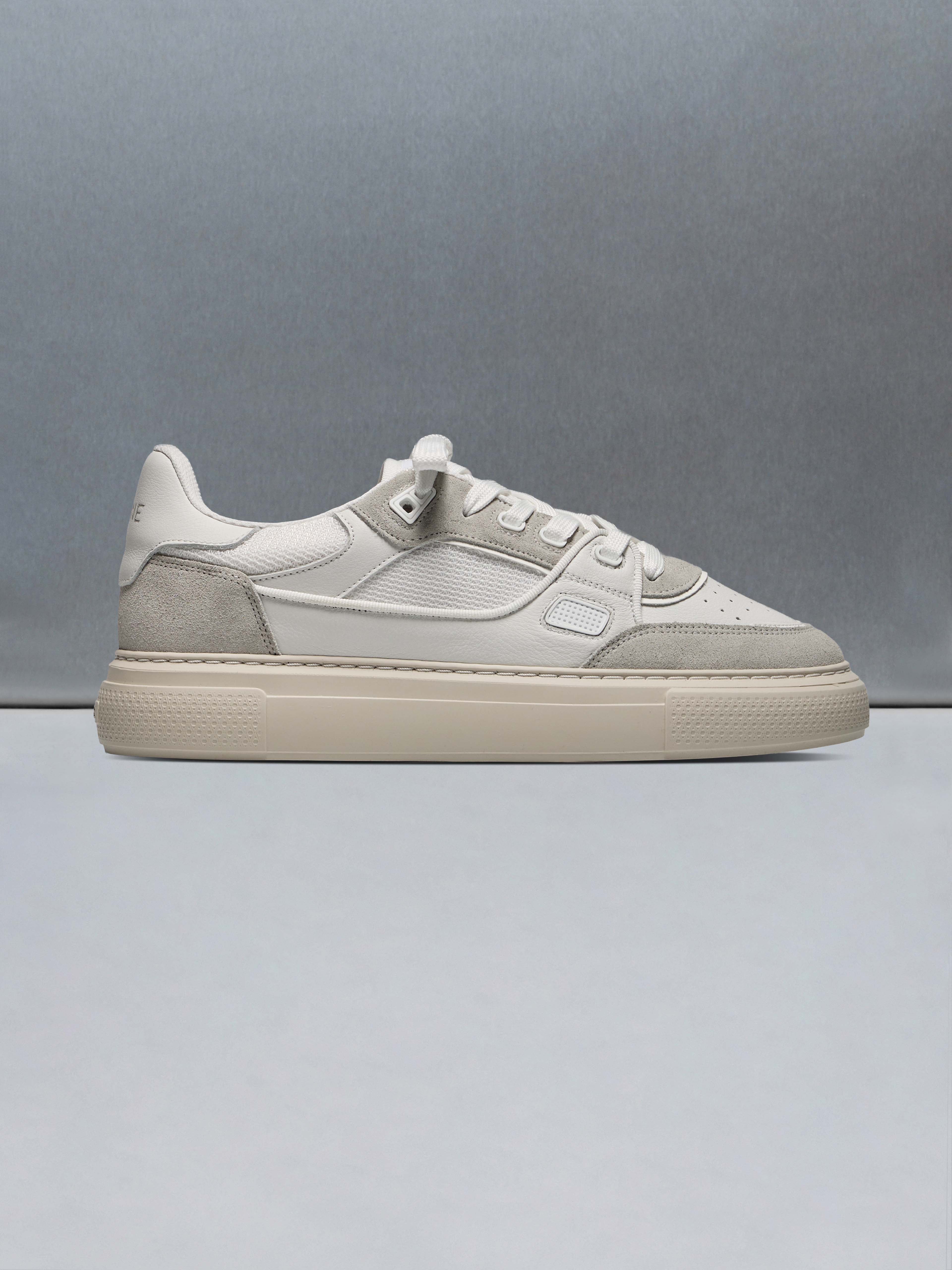 Mens Atlas Trainer in White Beige