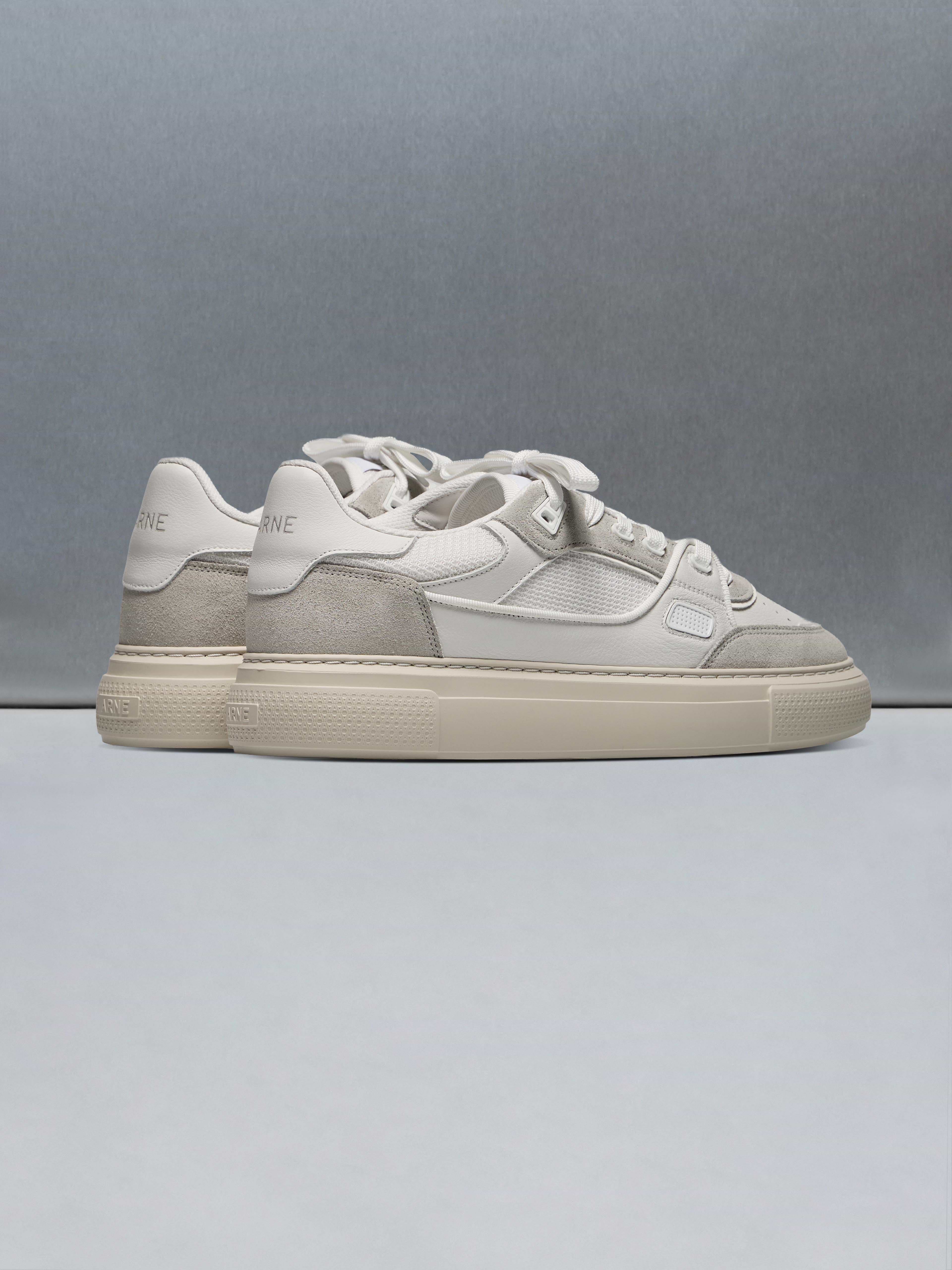 Atlas Trainer in White Beige