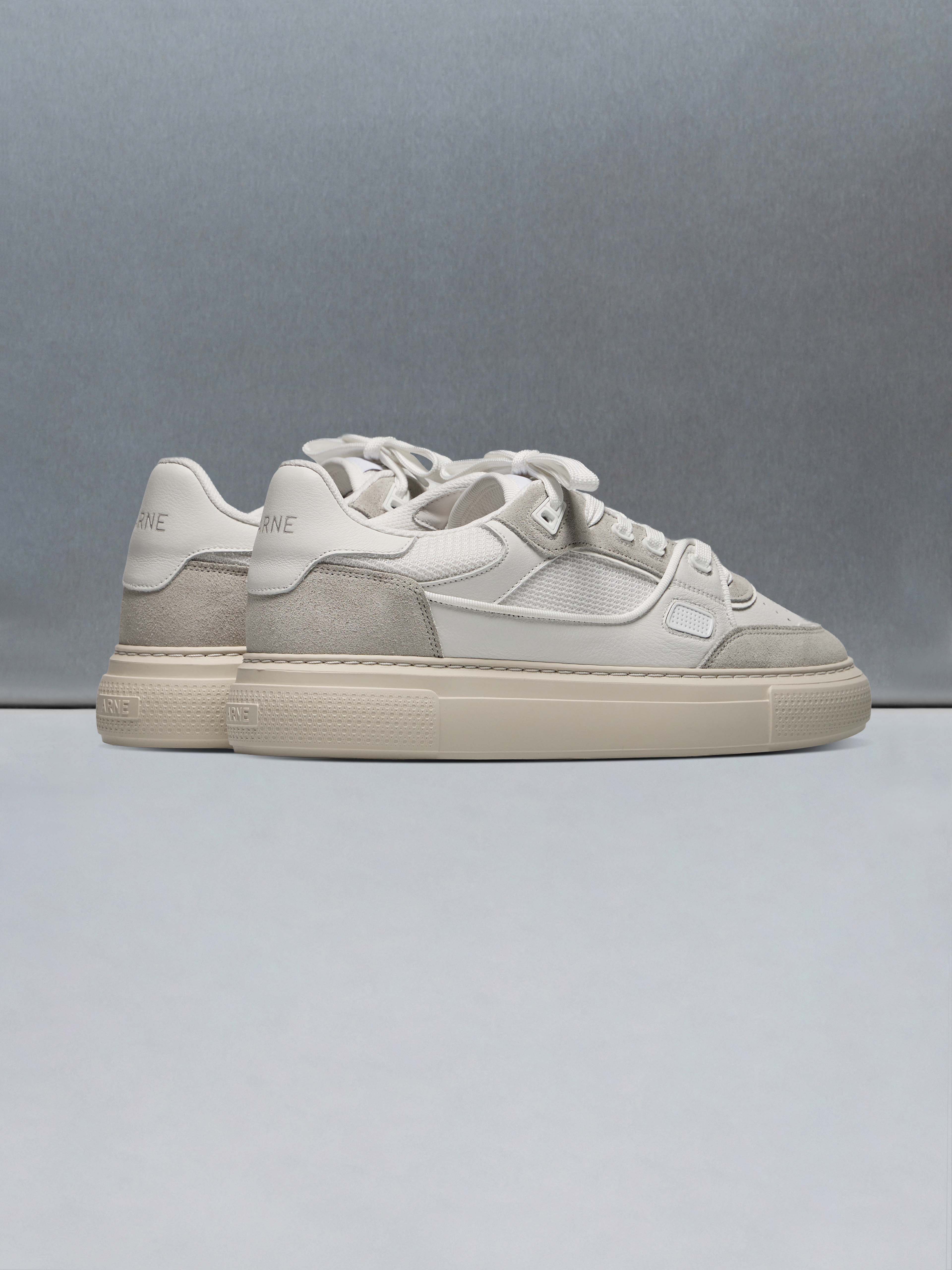 Mens Atlas Trainer in White Beige