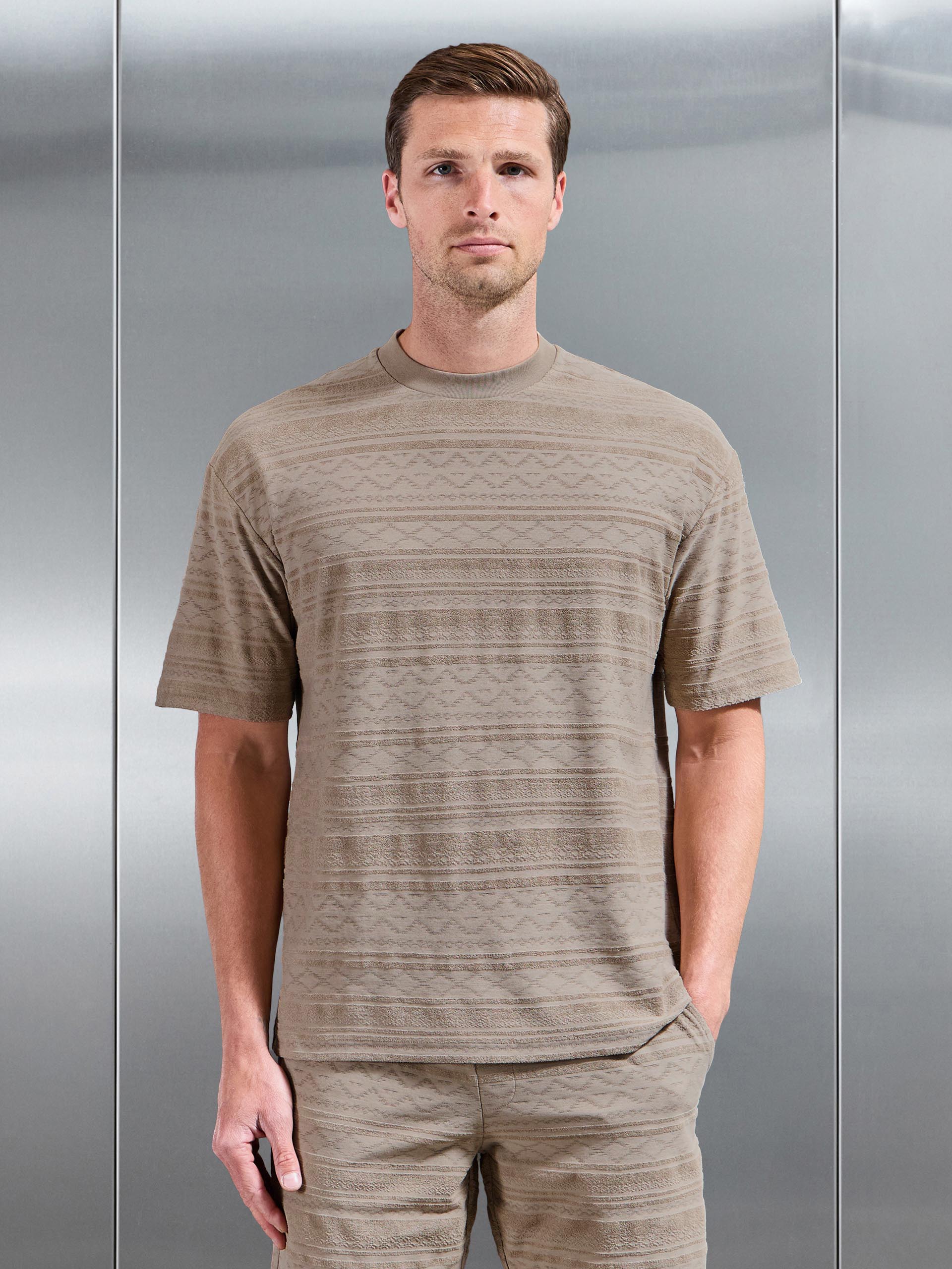 Mens Aztec 2.0 Relaxed Fit T-Shirt in Stone