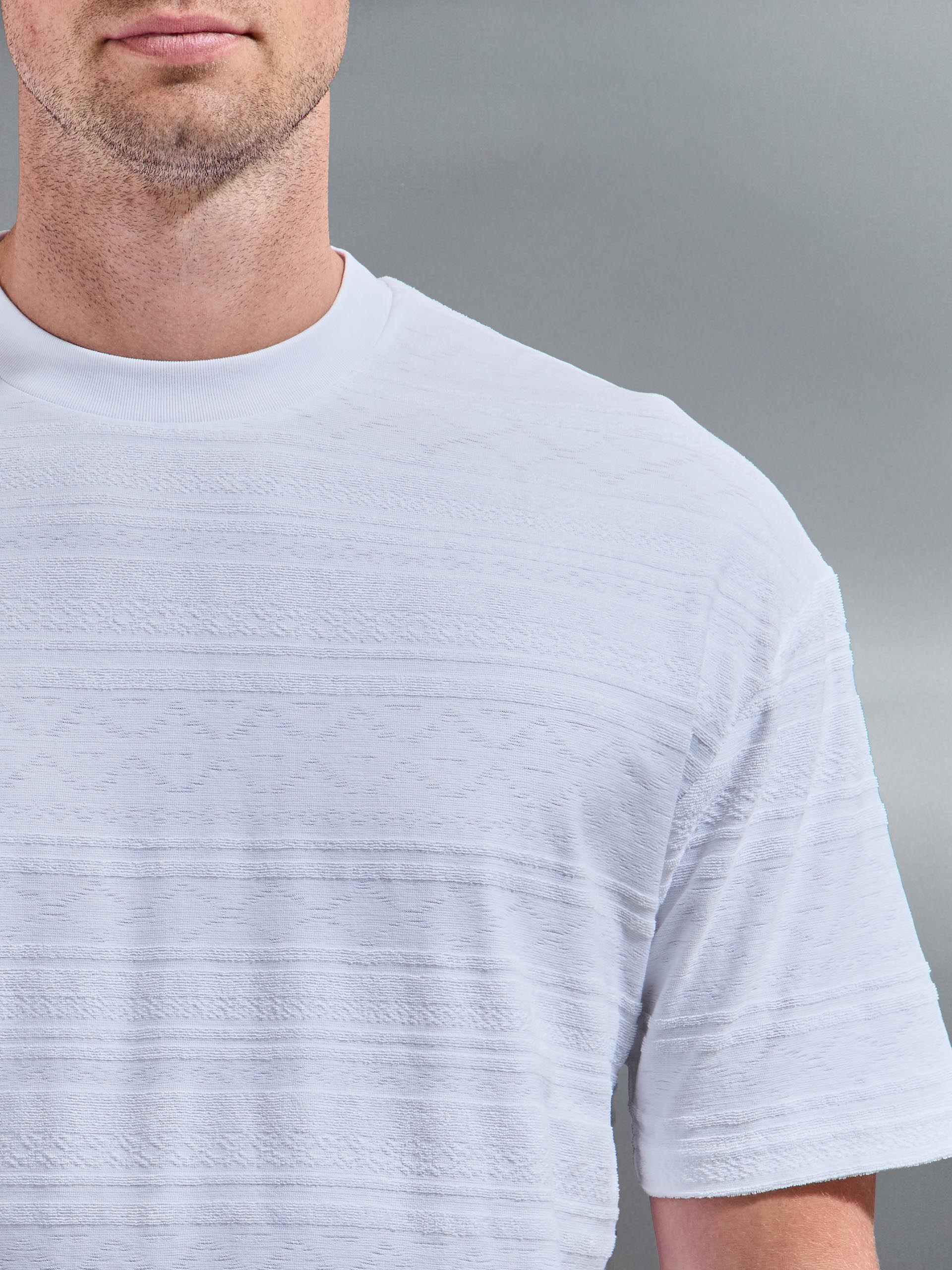 Mens Aztec 2.0 Relaxed Fit T-Shirt in White