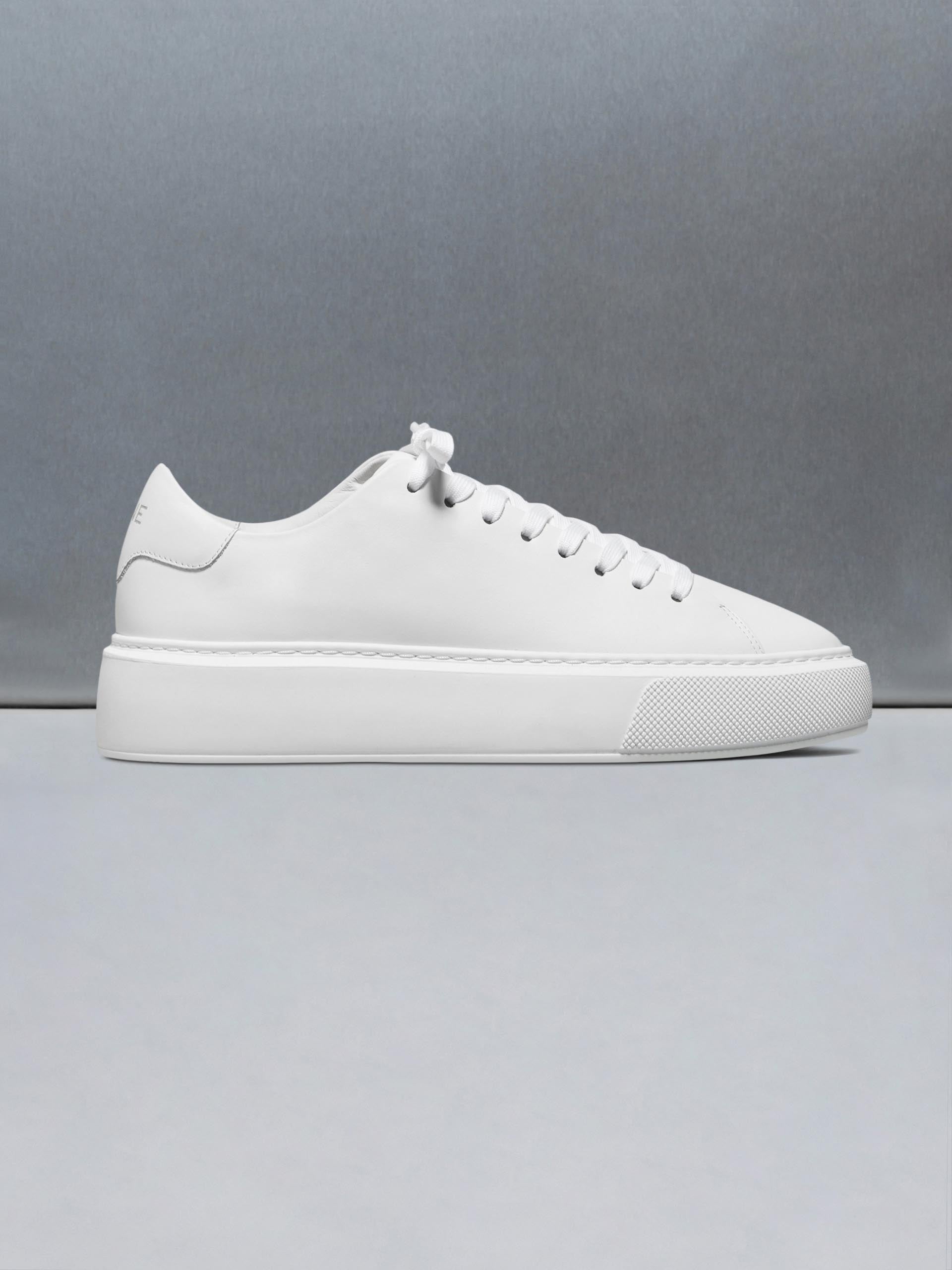 Mens Basic Essential Leather Trainer in White