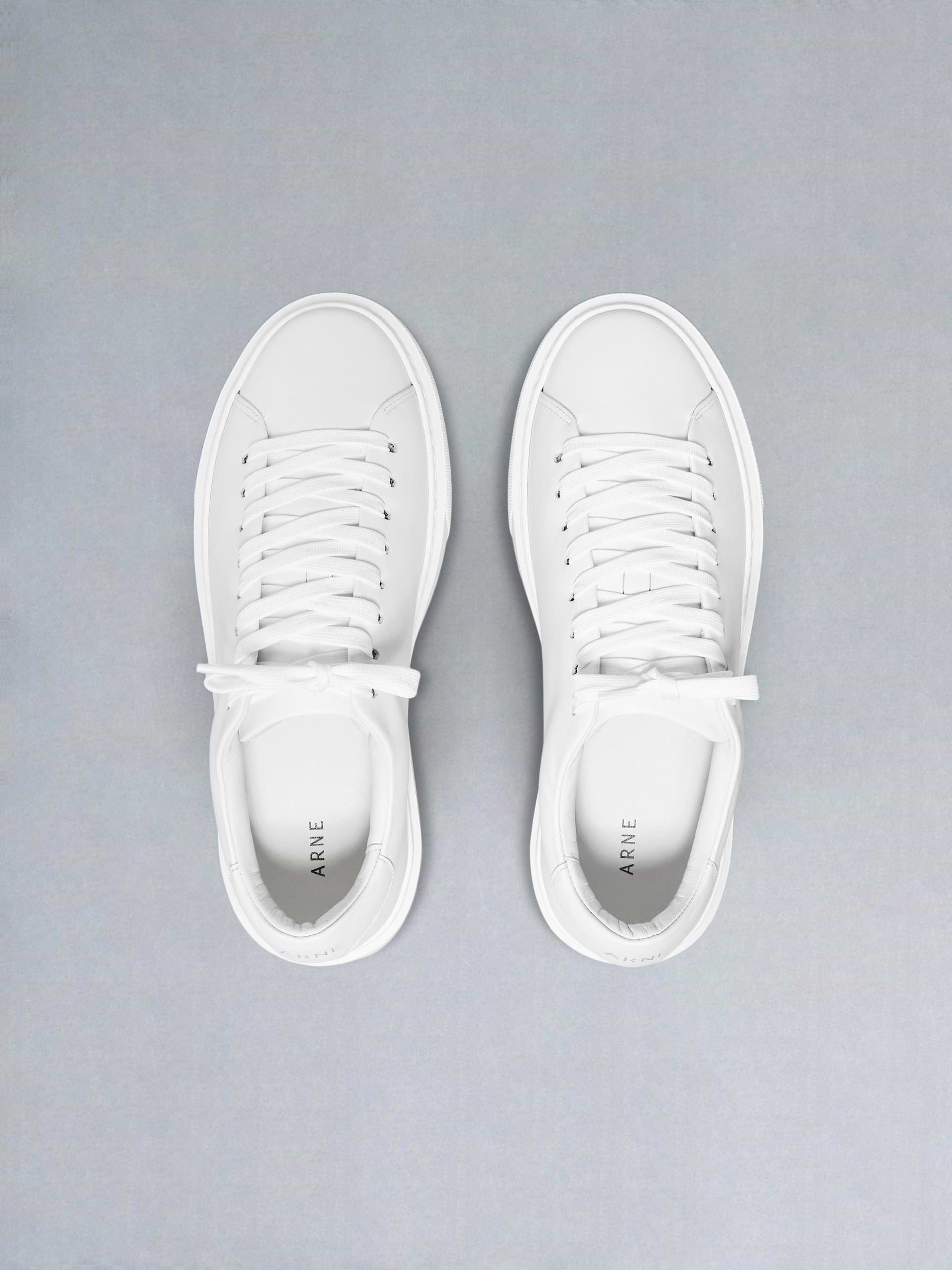 Basic Essential Leather Trainer in White