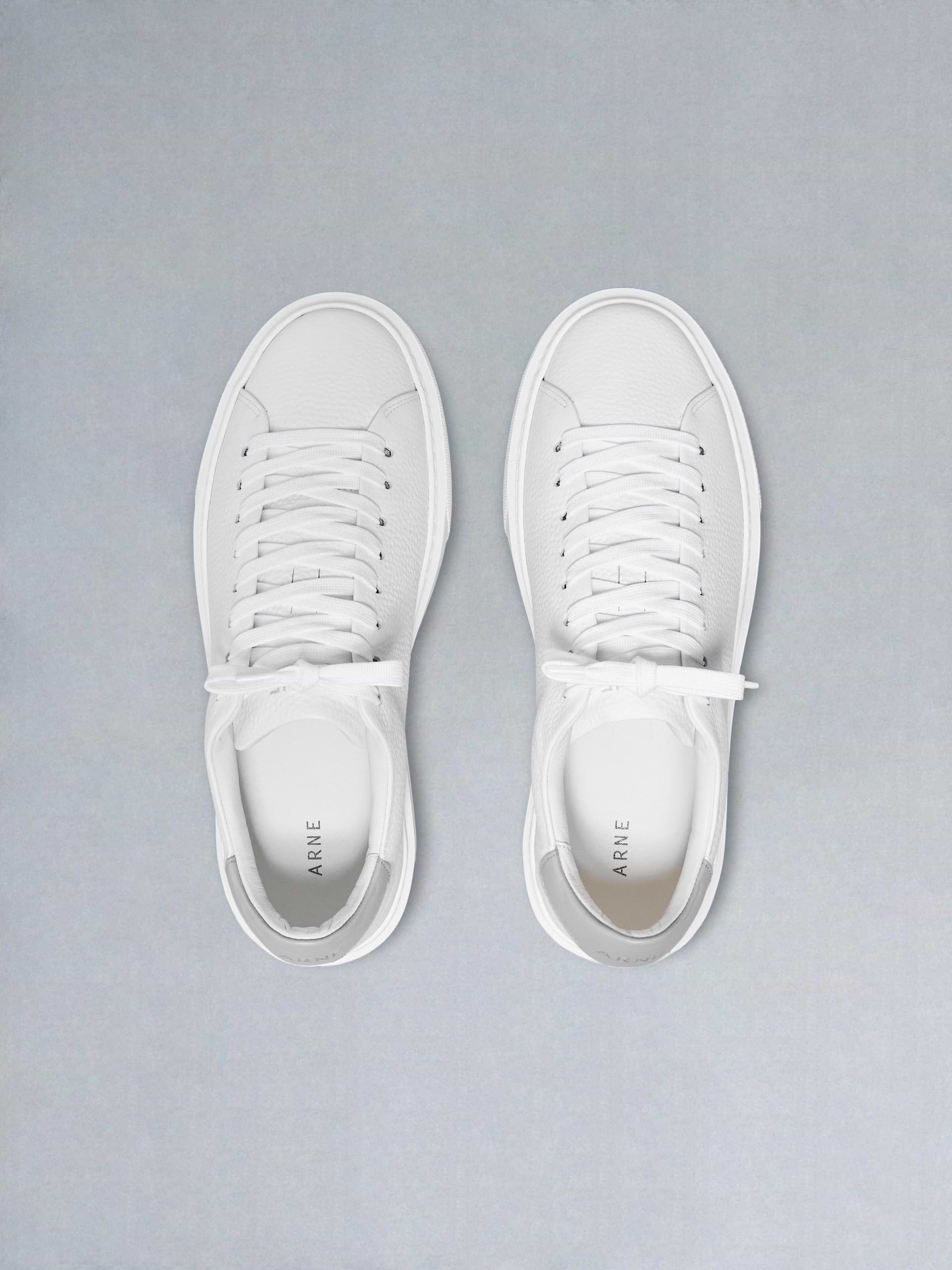 Basic Essential Leather Trainer in White Grey