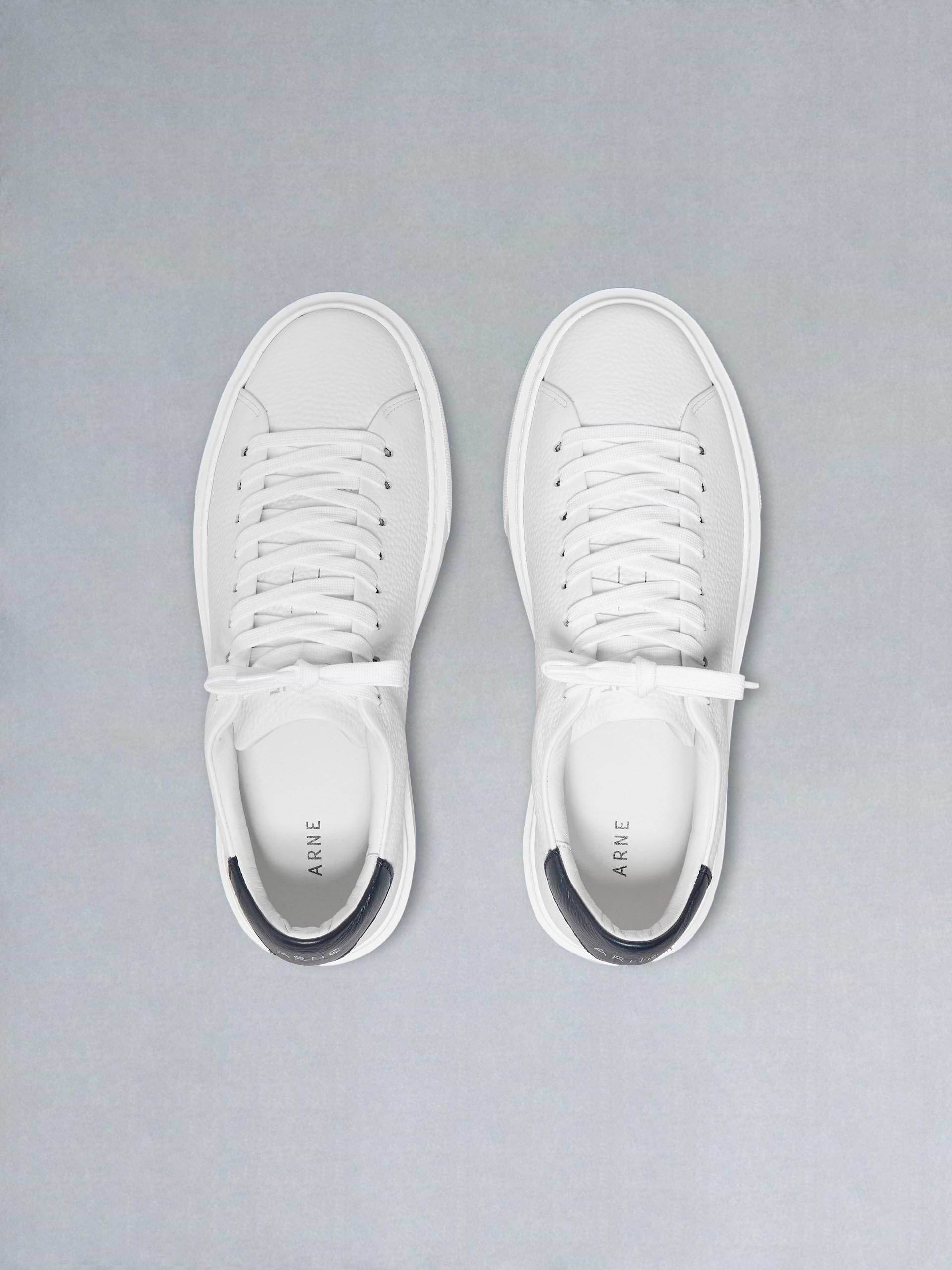 Basic Essential Leather Trainer in White Navy