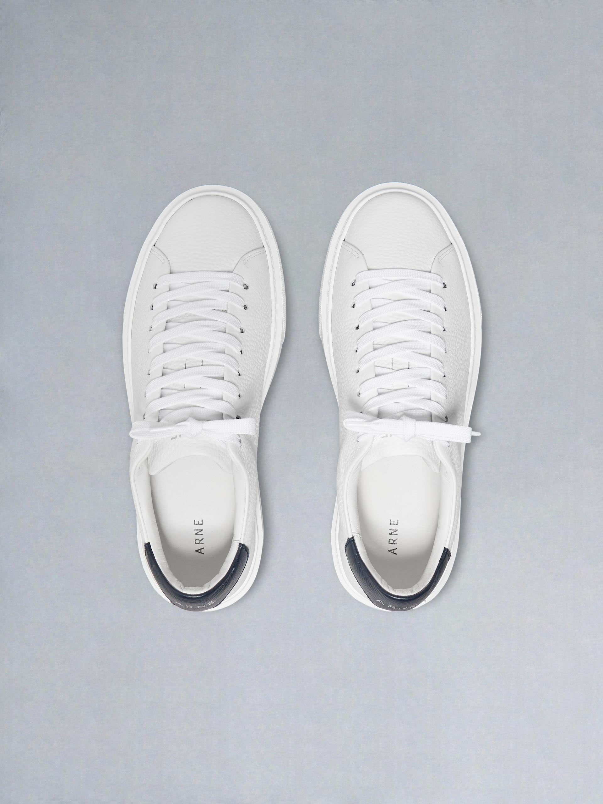 Mens Basic Essential Leather Trainer in White Navy