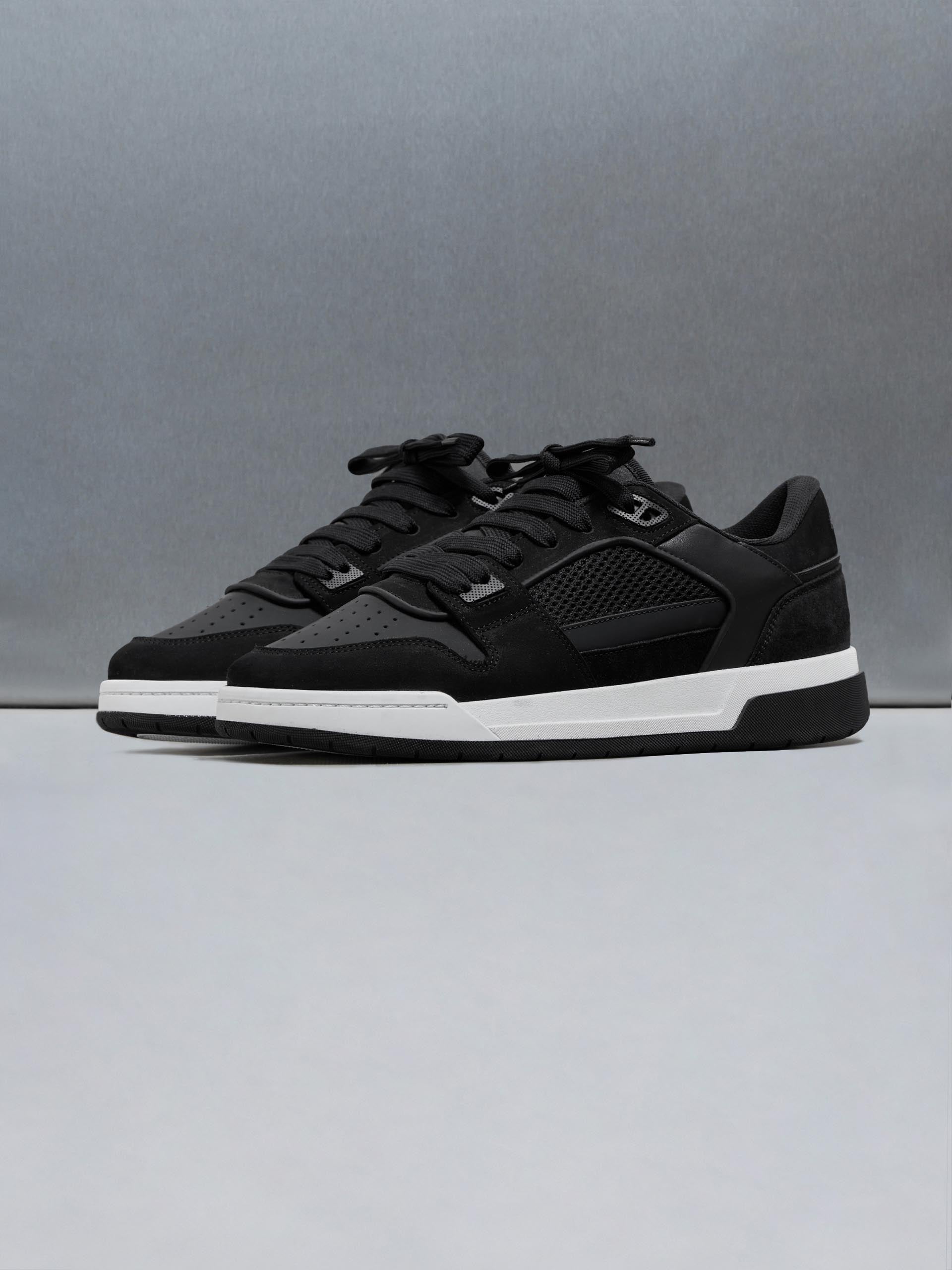 Mens Basket Trainer in Black