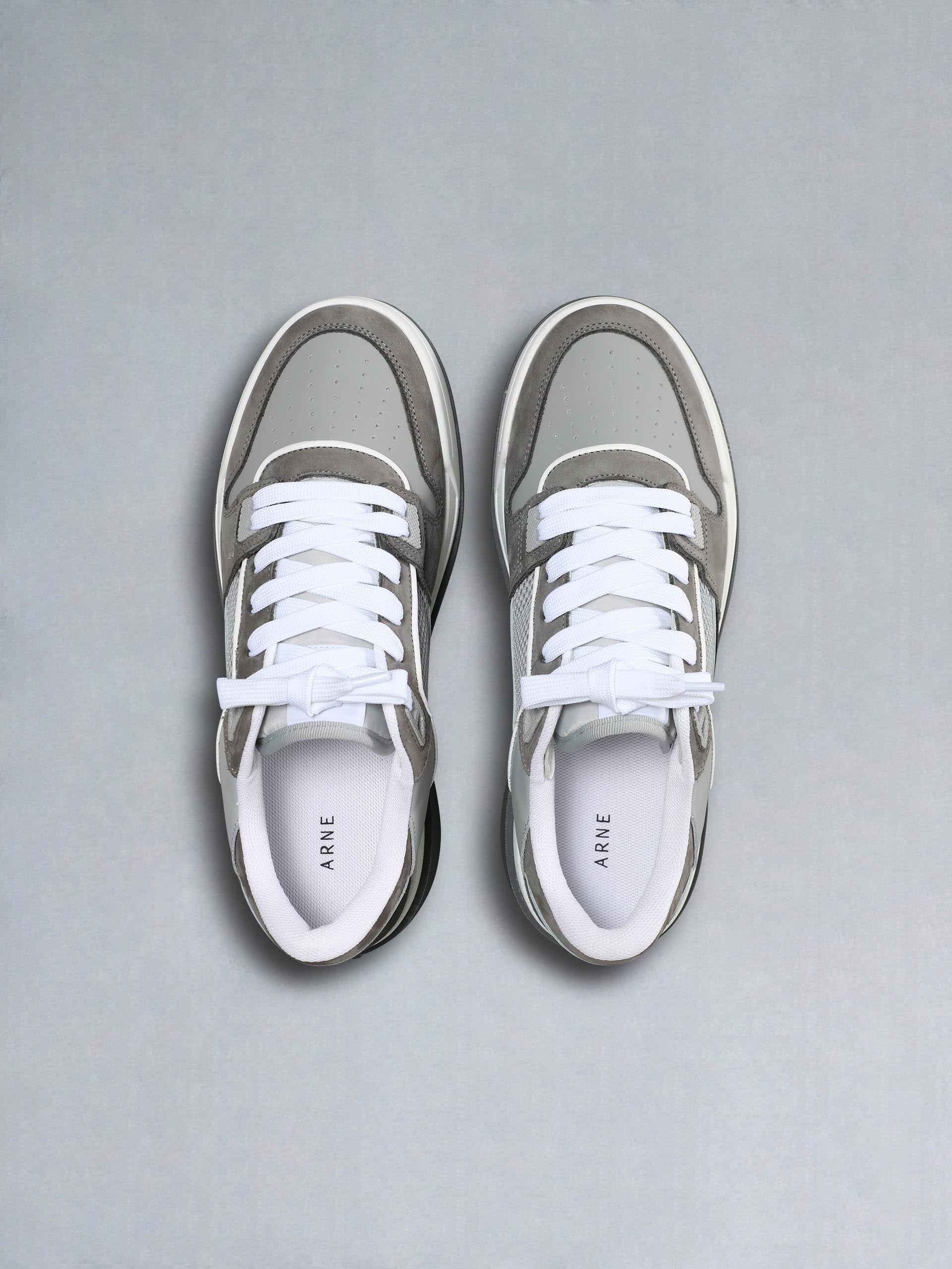 Mens Basket Trainer in Grey