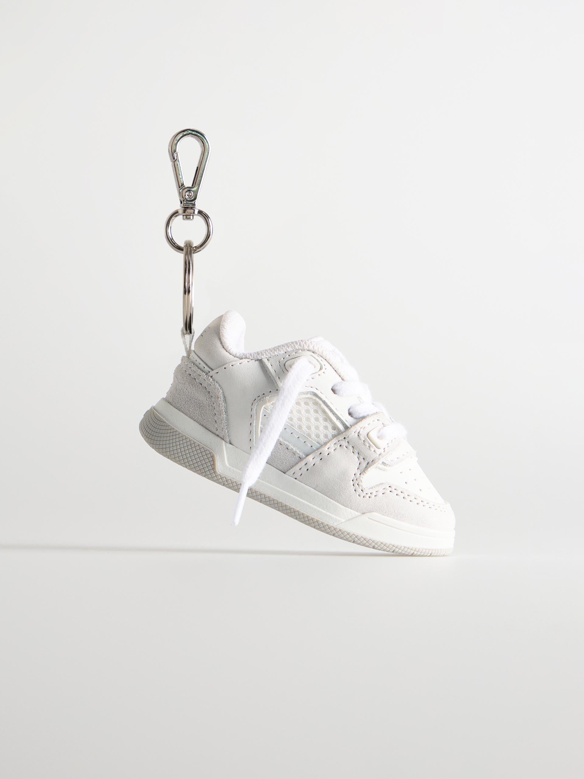 Mens Basket Trainer Keychain in White Grey