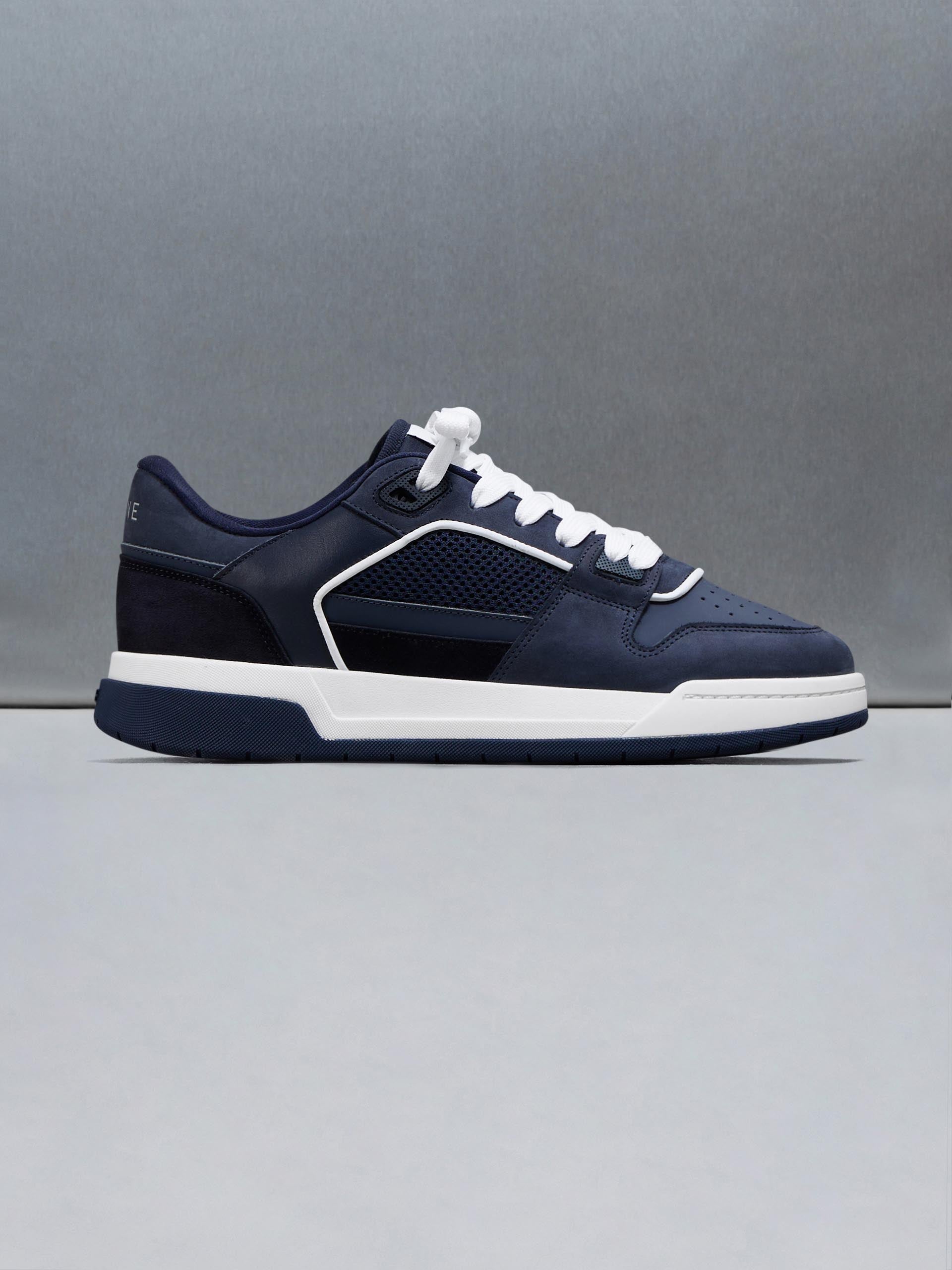 Mens Basket Trainer in Navy
