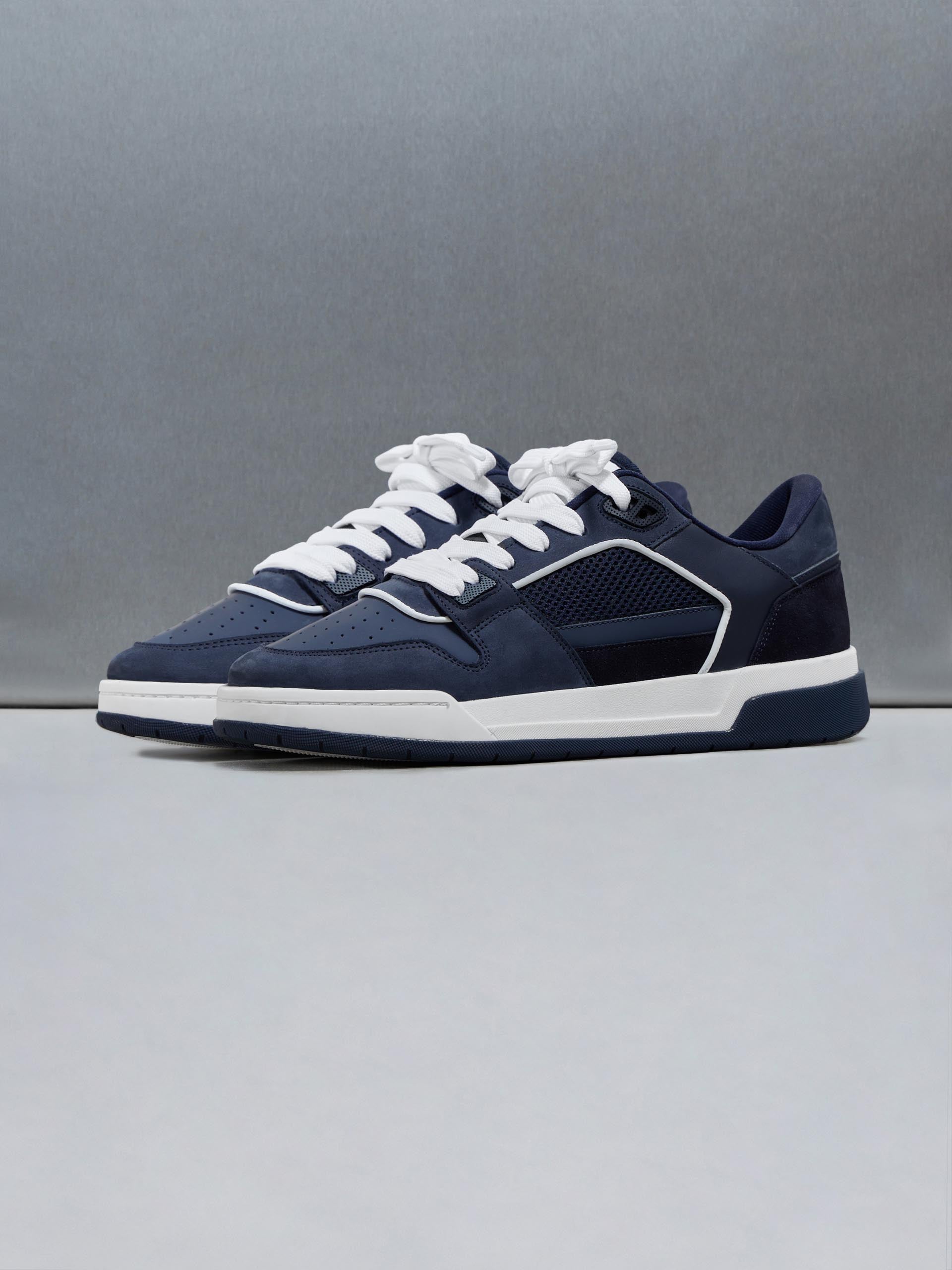 Mens Basket Trainer in Navy
