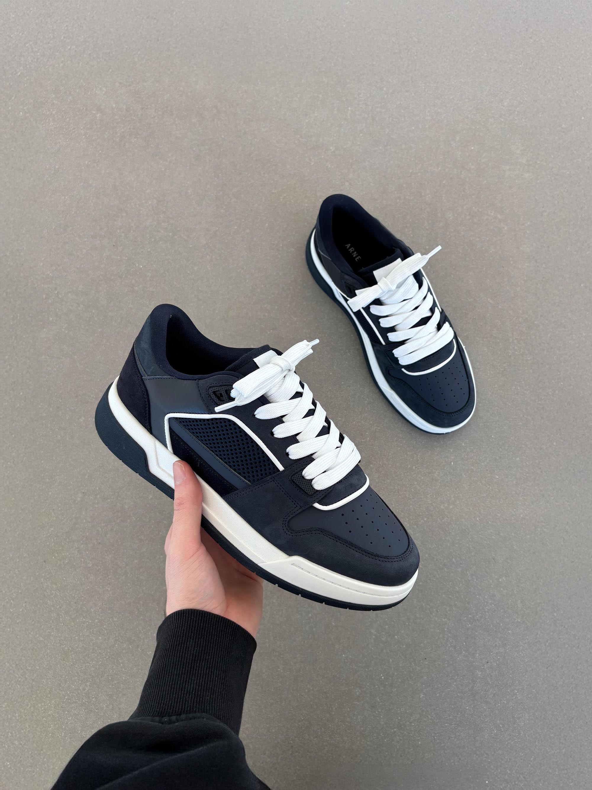 Mens Basket Trainer in Navy