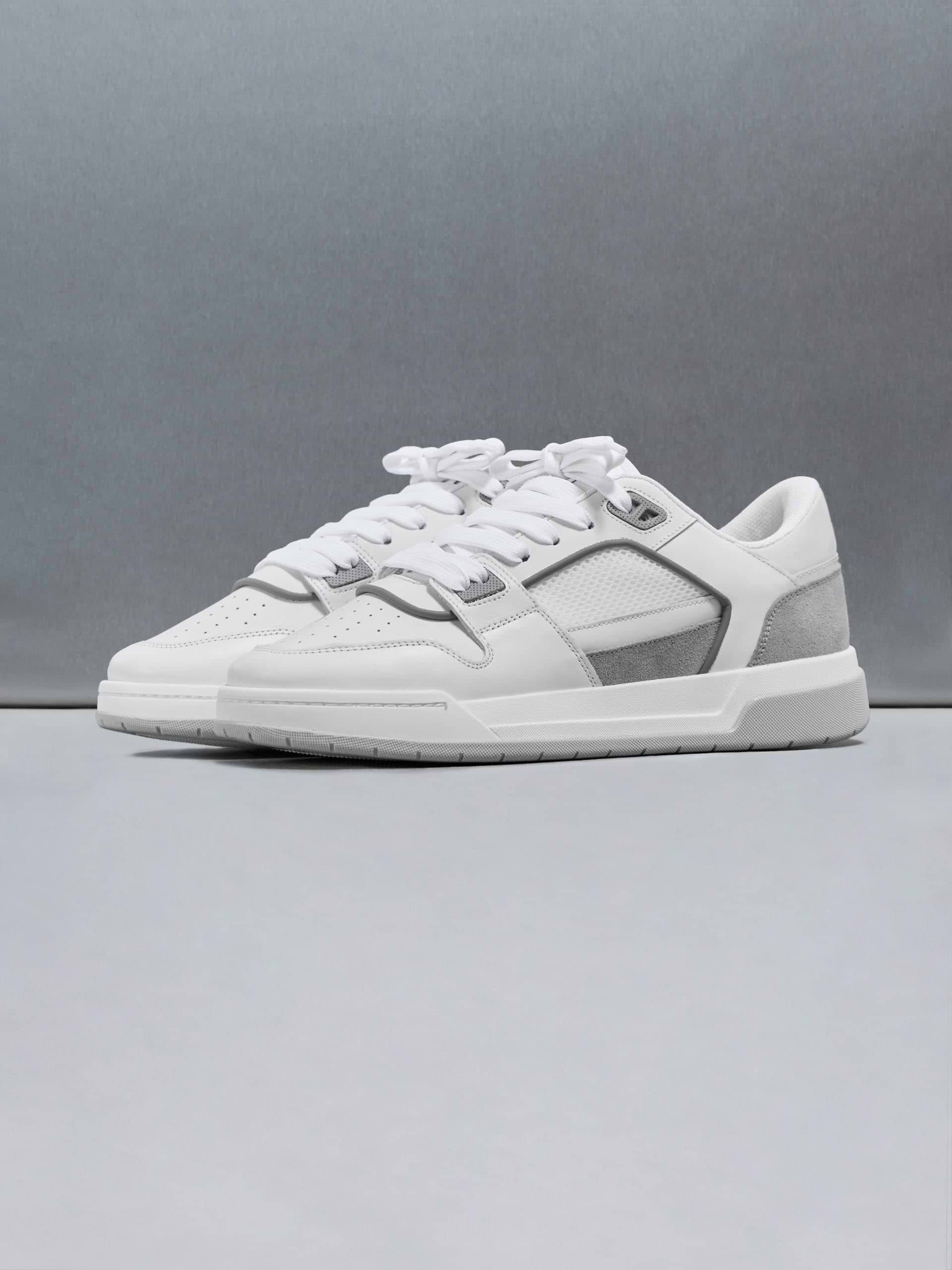Mens Basket Trainer in White Grey