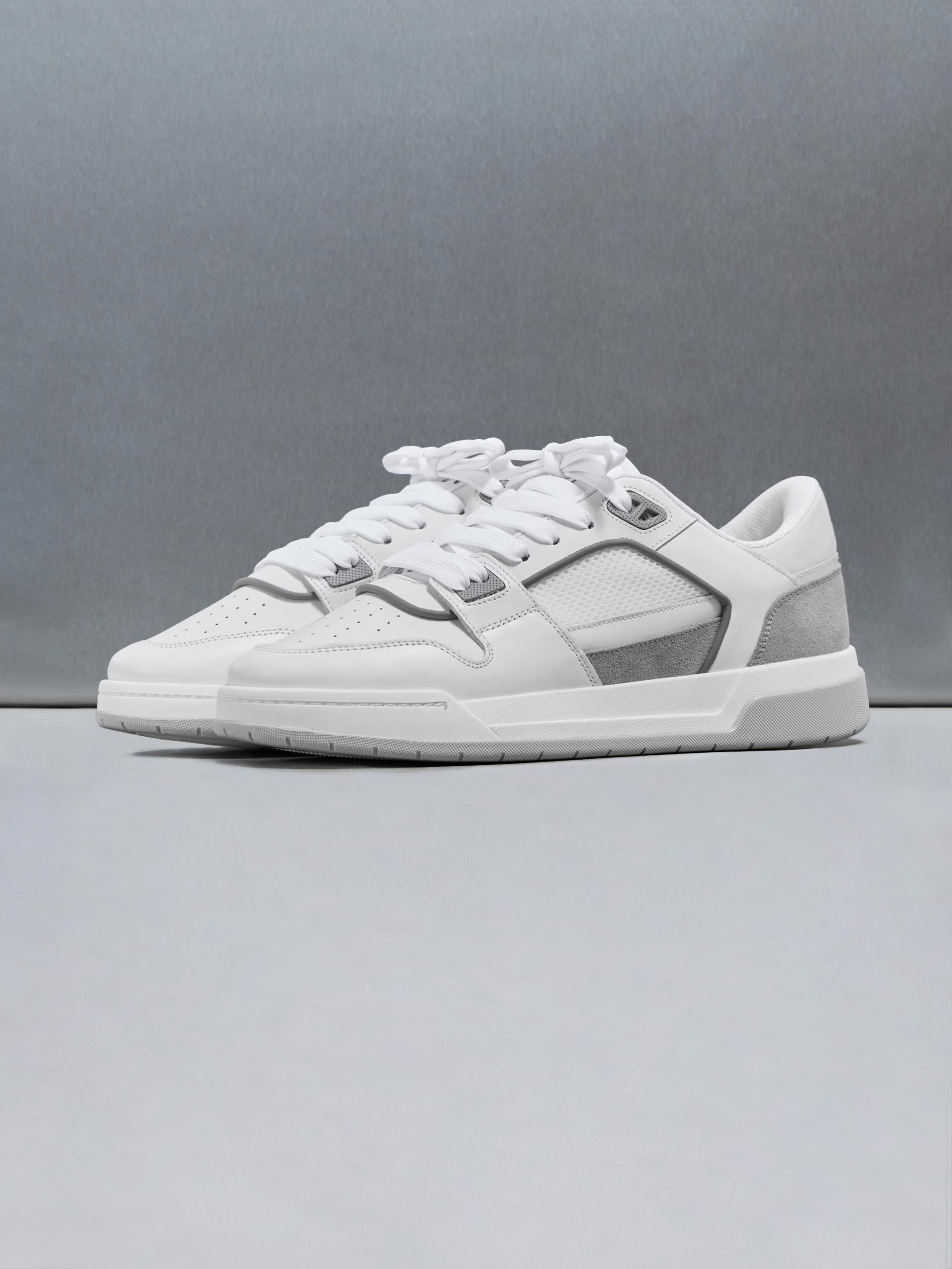 Mens Basket Trainer in White Grey